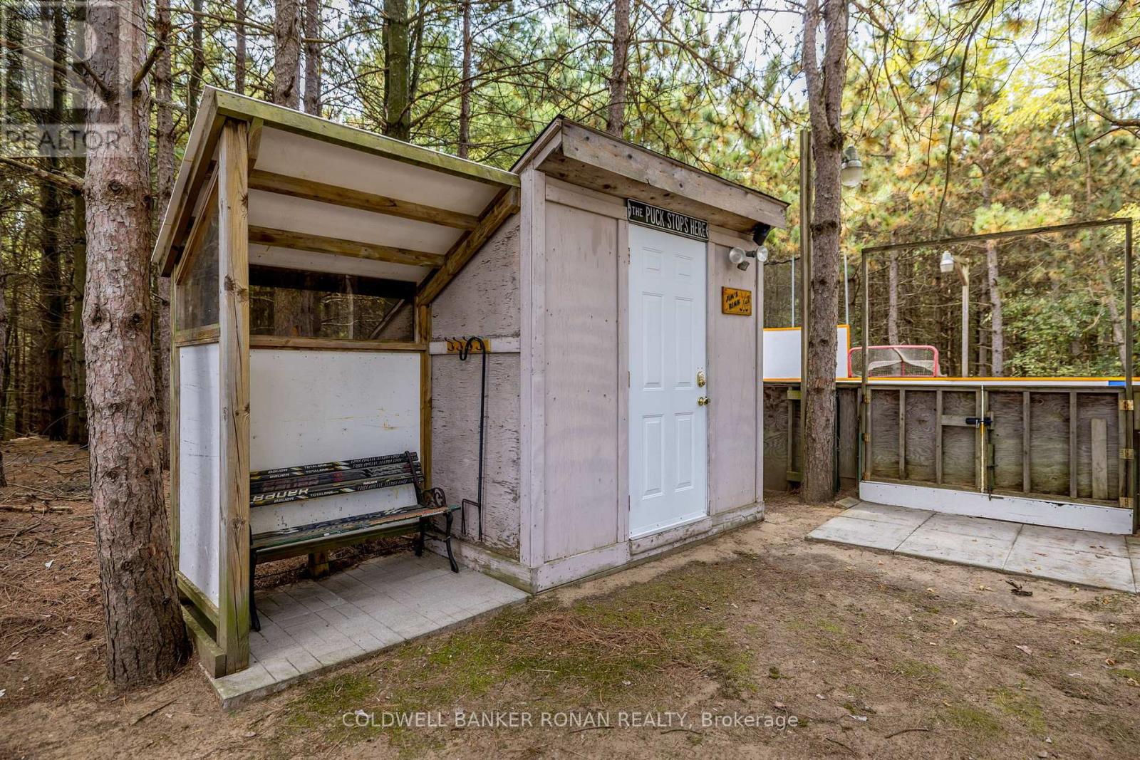 16 Indiana Drive, Caledon, Ontario  L7E 0C6 - Photo 39 - W12369302