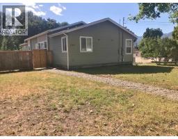 7357 10TH Street, grand forks, British Columbia