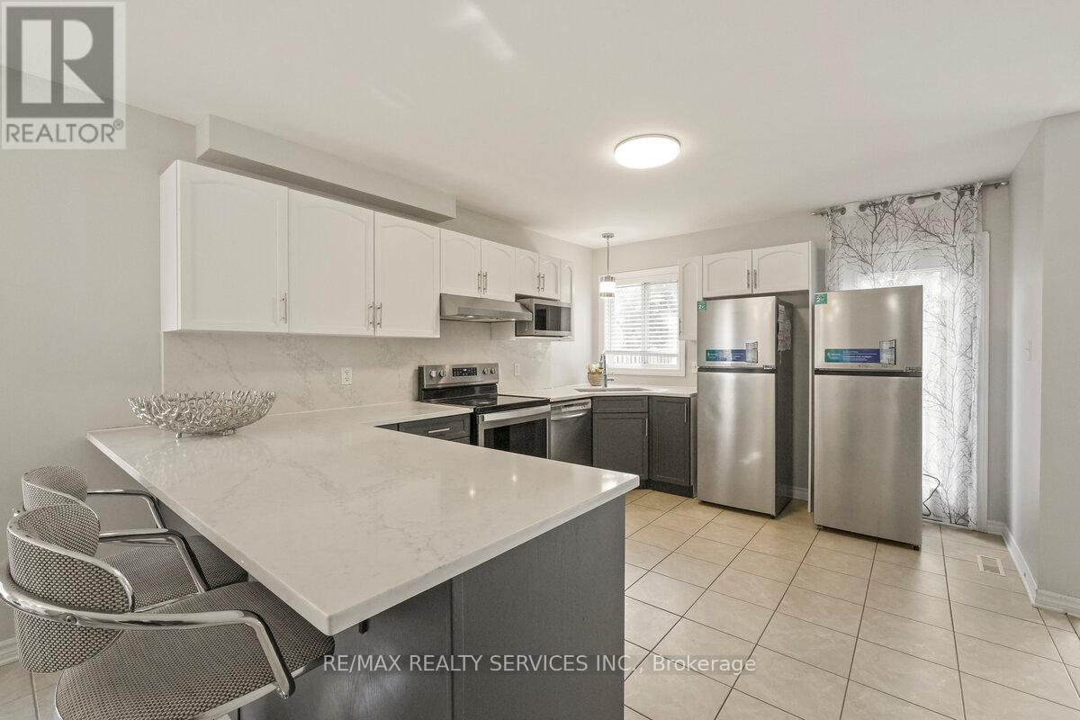 829 Oakcrossing Road, London North, Ontario  N6H 0A4 - Photo 16 - X12369285