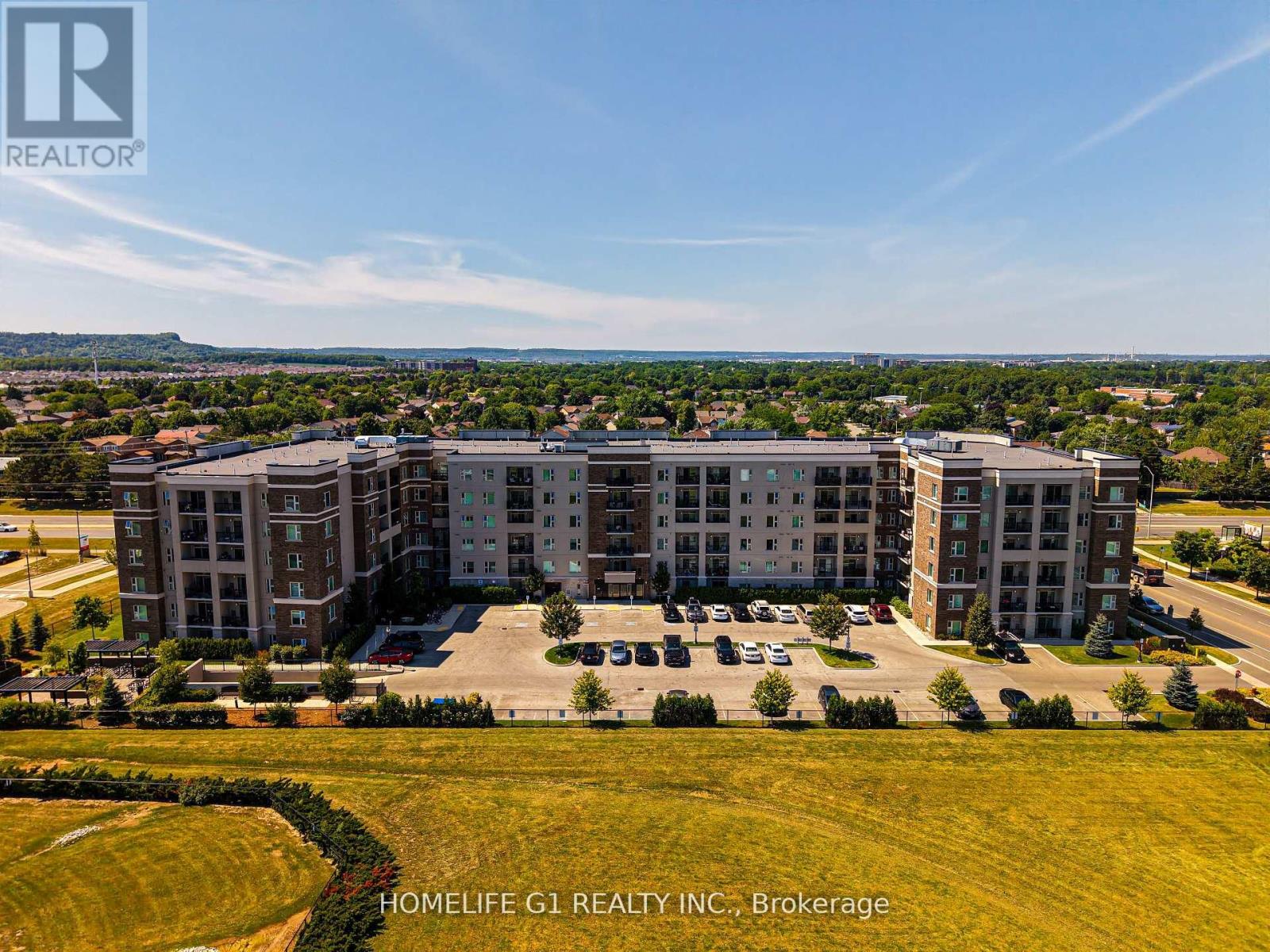 215 - 610 FARMSTEAD DRIVE, Milton, Ontario