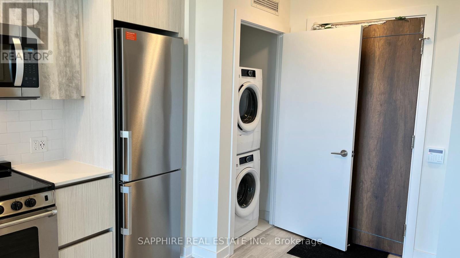617 - 251 Manitoba Street, Toronto, Ontario  M8Y 0C7 - Photo 15 - W12369348