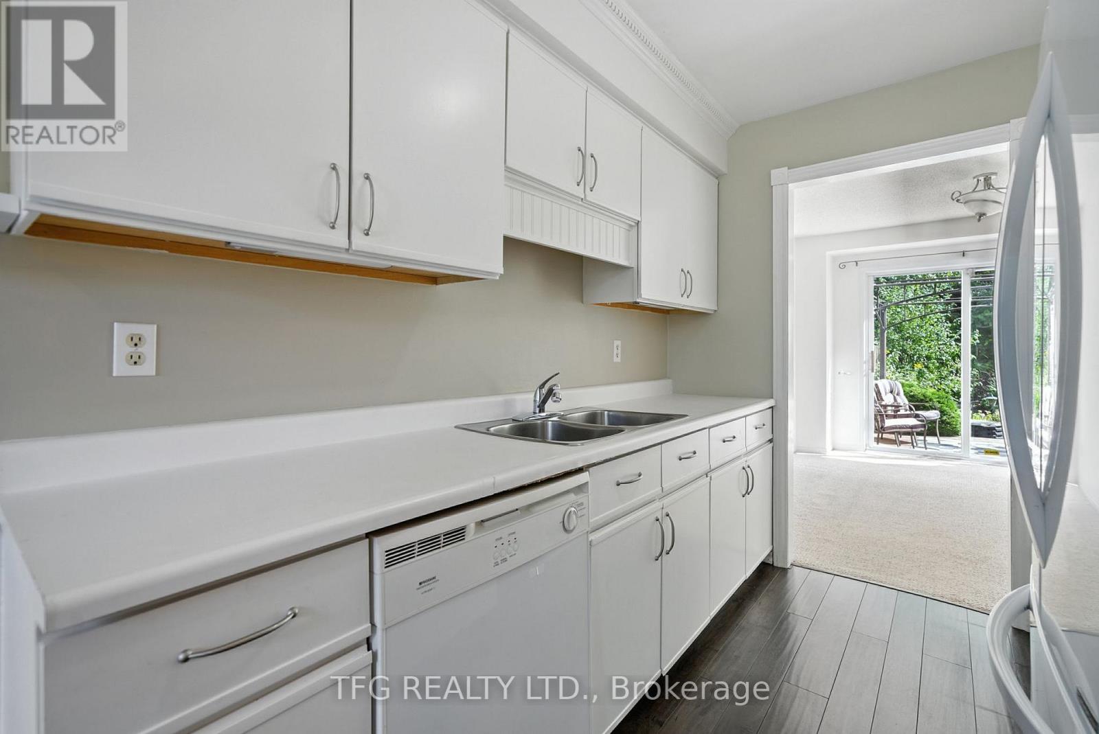 165 Sutherland Crescent, Cobourg, Ontario  K9A 5L6 - Photo 7 - X12369377