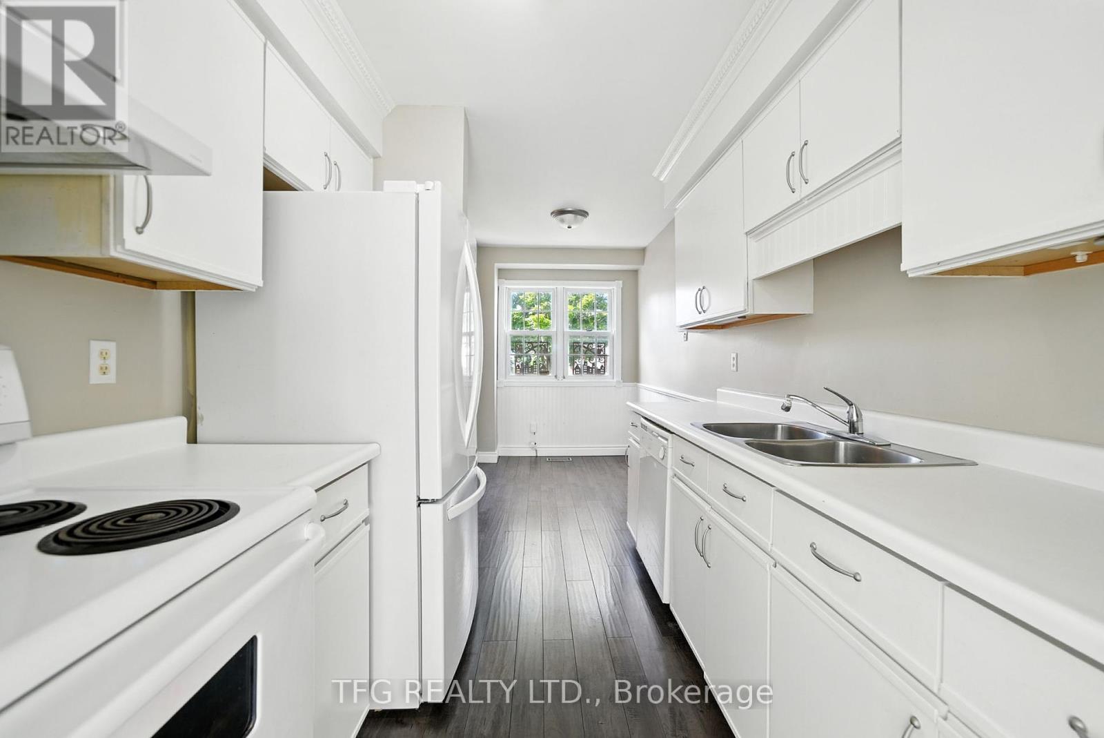 165 Sutherland Crescent, Cobourg, Ontario  K9A 5L6 - Photo 8 - X12369377