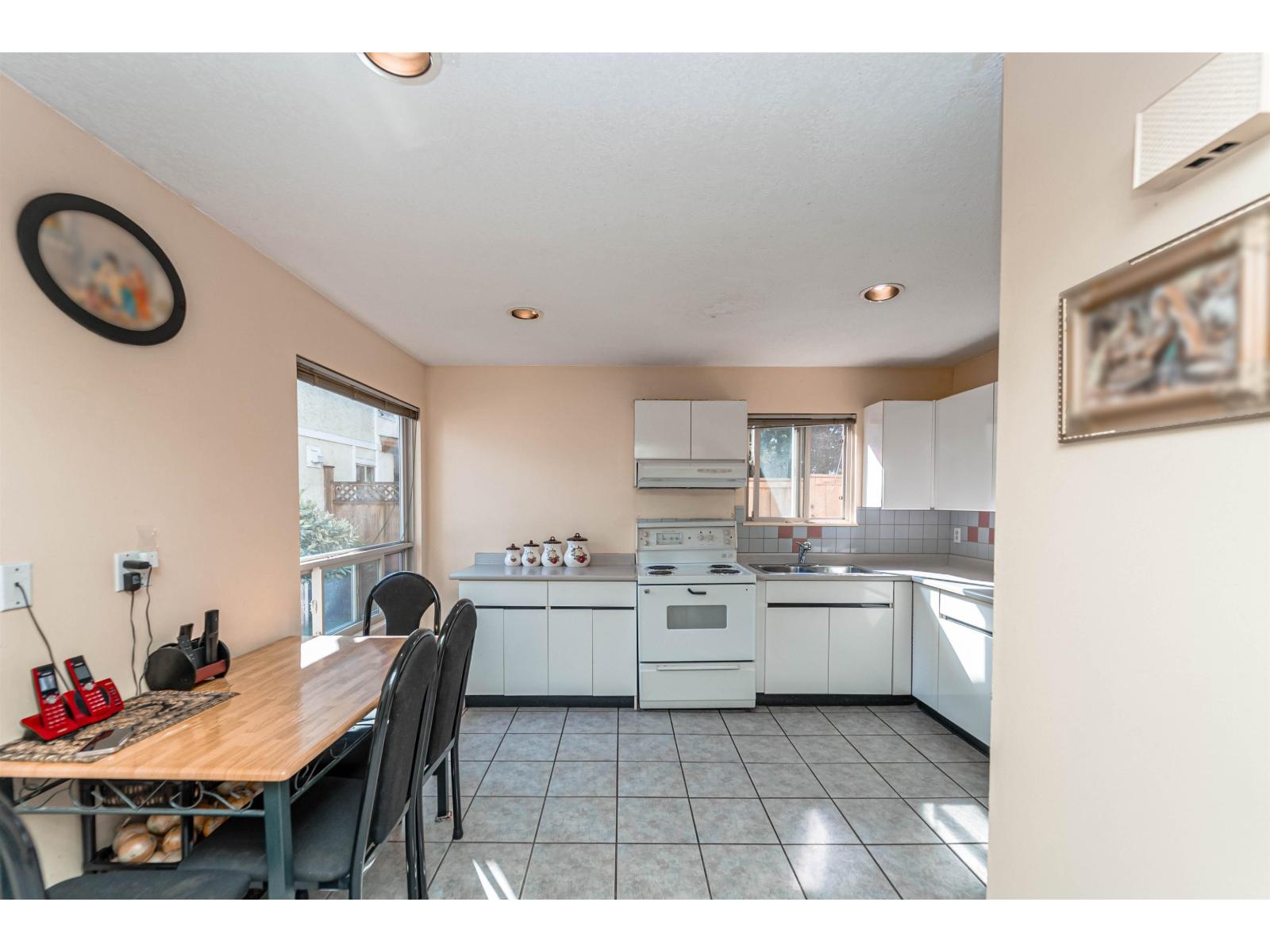 31 3075 Trethewey Street, Abbotsford, British Columbia  V2T 3R4 - Photo 13 - R3040601