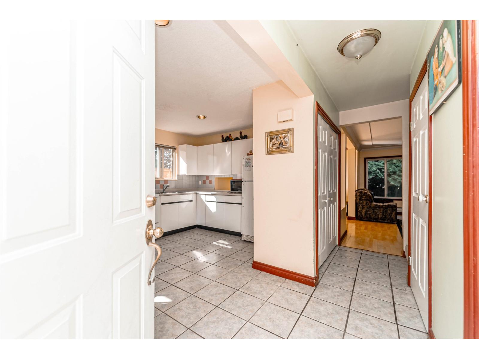 31 3075 Trethewey Street, Abbotsford, British Columbia  V2T 3R4 - Photo 4 - R3040601