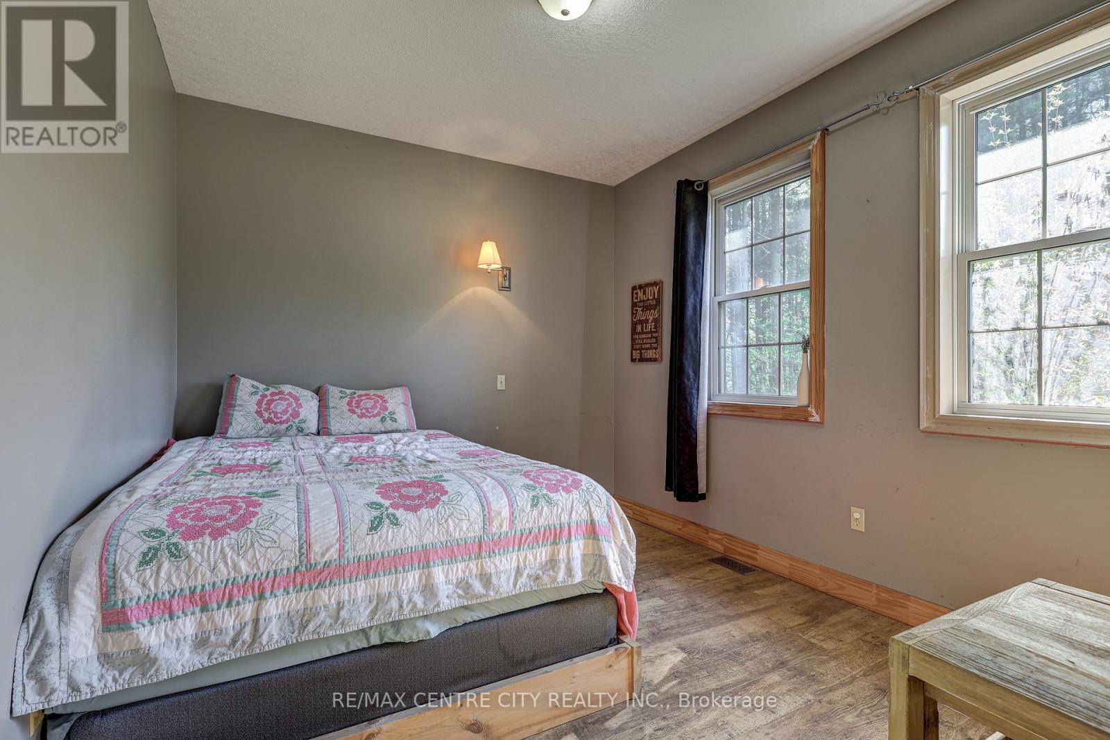 35035 Lake Line, Southwold, Ontario  N5L 1J1 - Photo 20 - X12369385