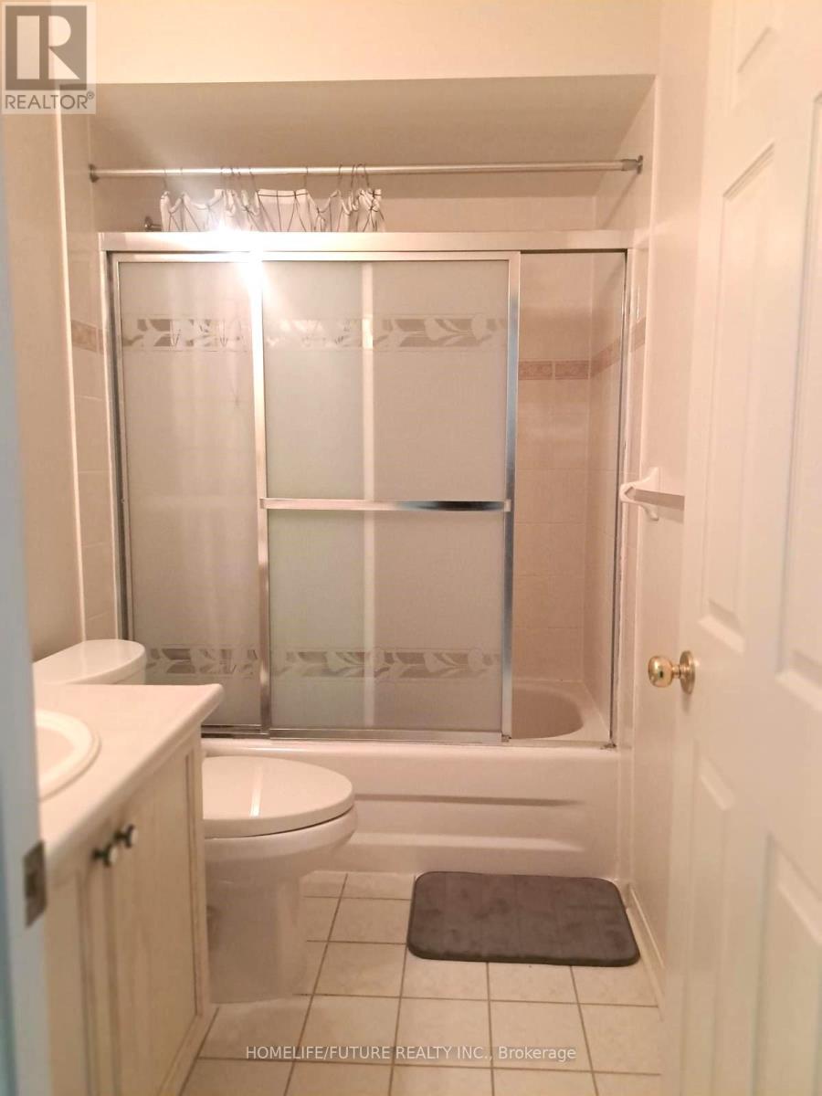 71 Carrera Boulevard, Toronto (Dorset Park), Ontario  M1P 5C4 - Photo 13 - E12369372