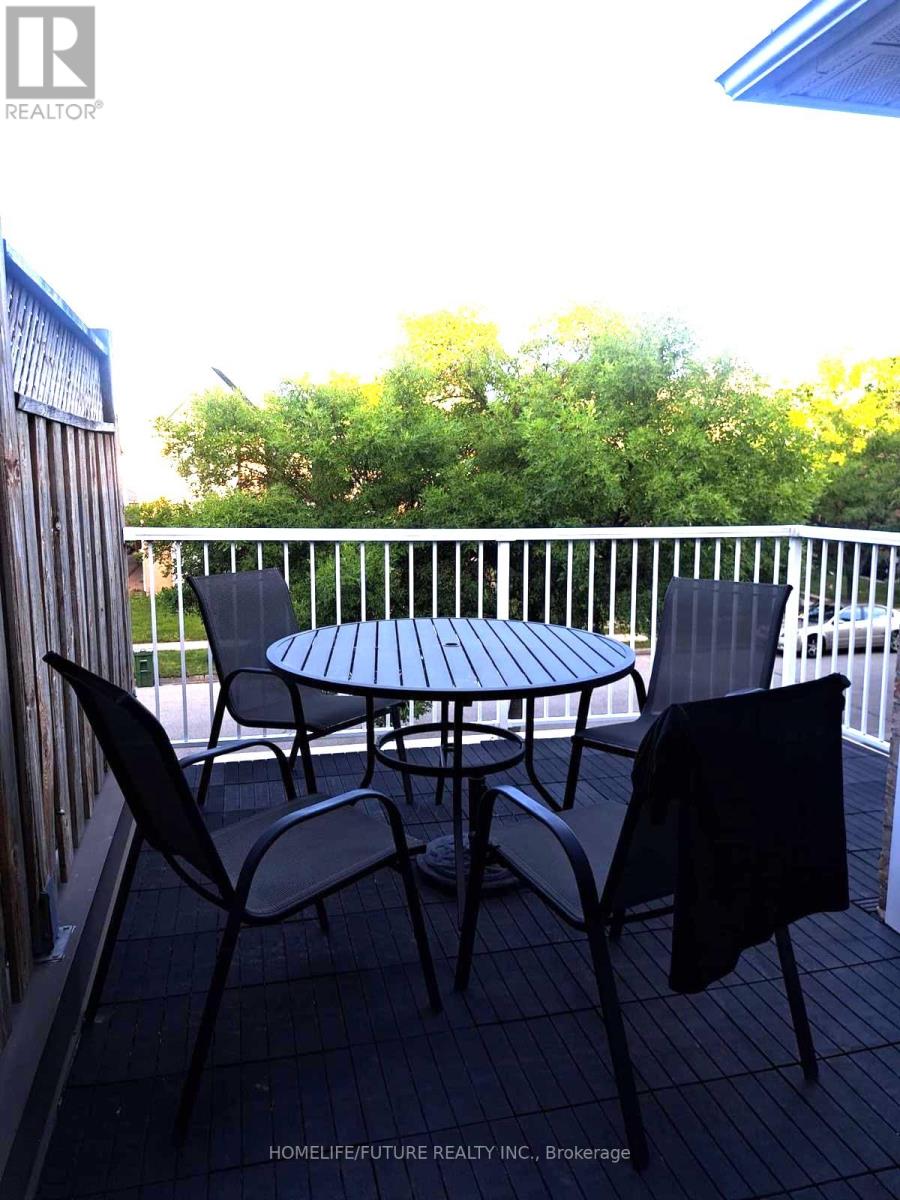 71 Carrera Boulevard, Toronto (Dorset Park), Ontario  M1P 5C4 - Photo 14 - E12369372