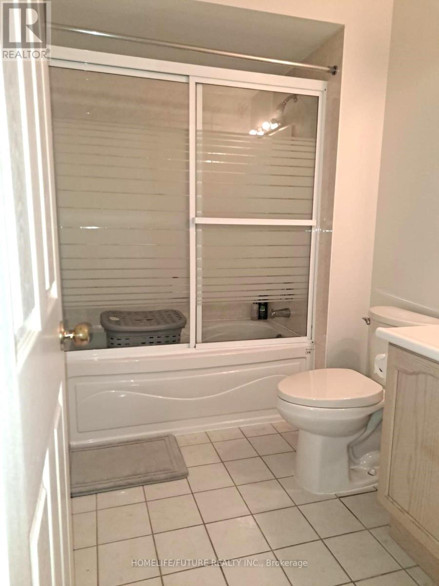 71 Carrera Boulevard, Toronto (Dorset Park), Ontario  M1P 5C4 - Photo 7 - E12369372