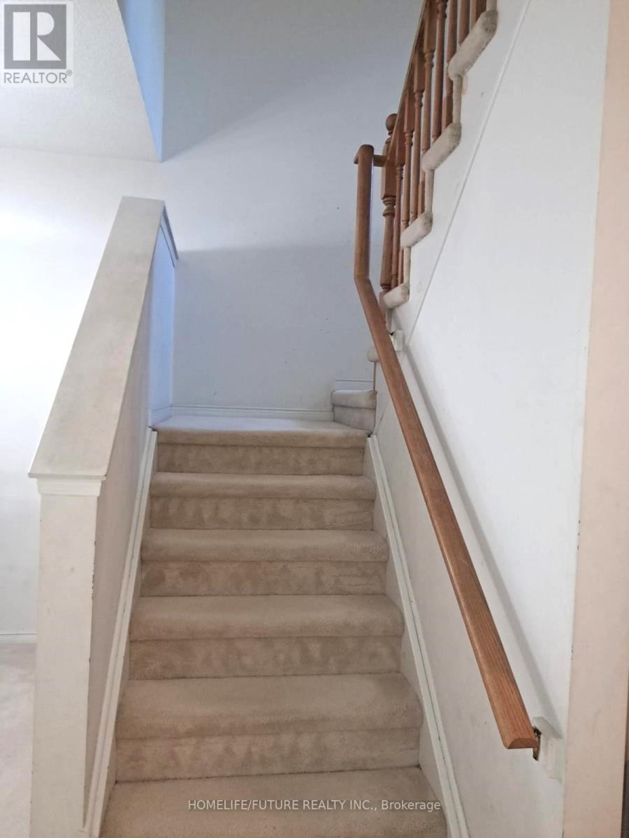 71 Carrera Boulevard, Toronto (Dorset Park), Ontario  M1P 5C4 - Photo 8 - E12369372