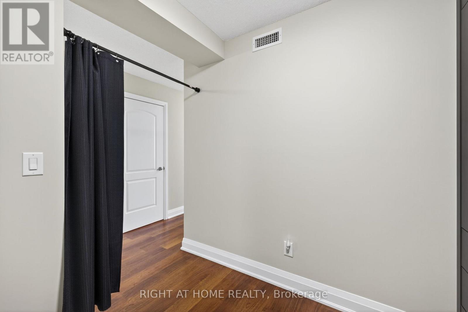 803 - 20 North Park Road, Vaughan, Ontario  L4J 0G7 - Photo 27 - N12365559