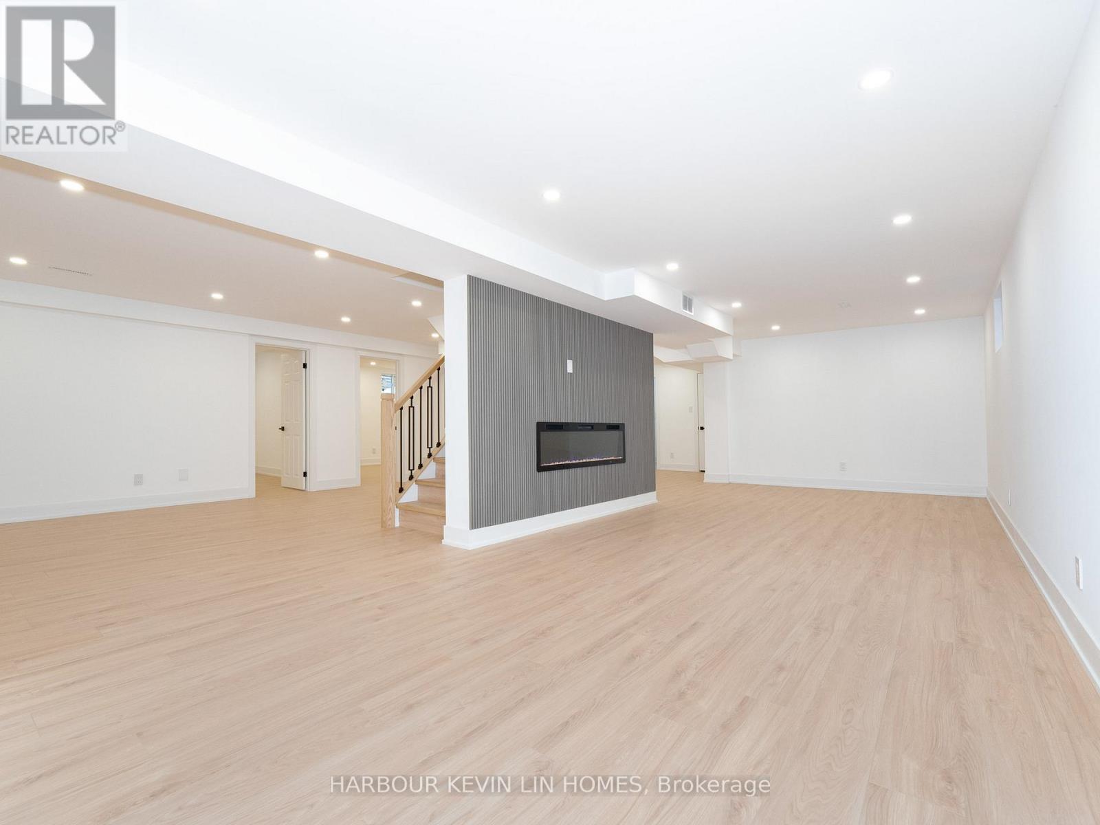 617 Chancellor Drive, Vaughan, Ontario  L4L 4A9 - Photo 39 - N12369381