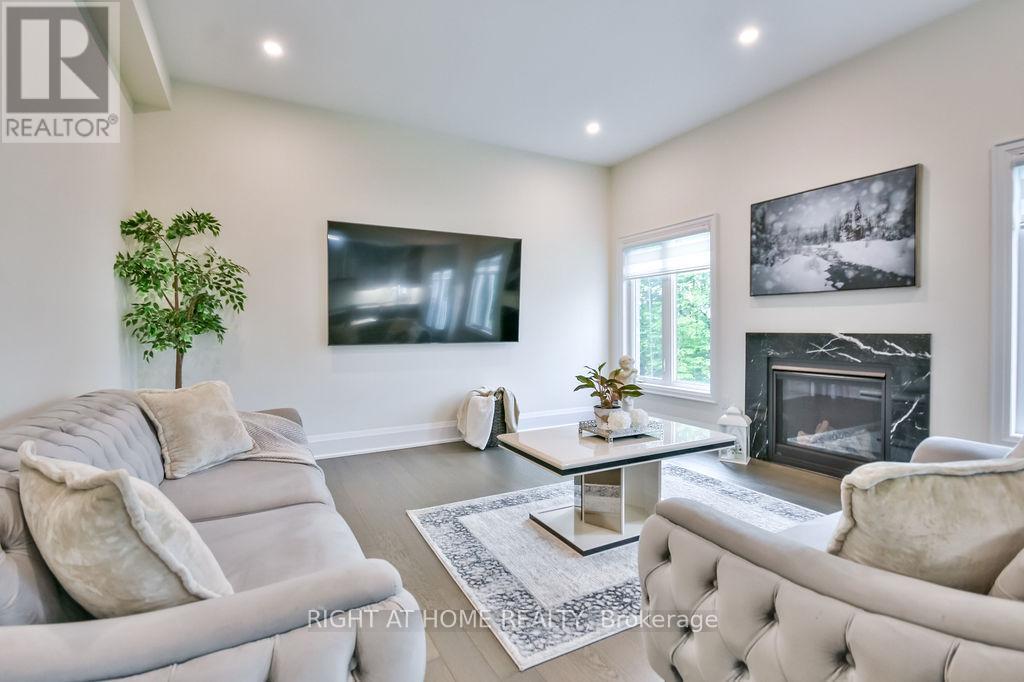8 Forest Heights Court, Oro-Medonte, Ontario  L0L 2E0 - Photo 24 - S12369366