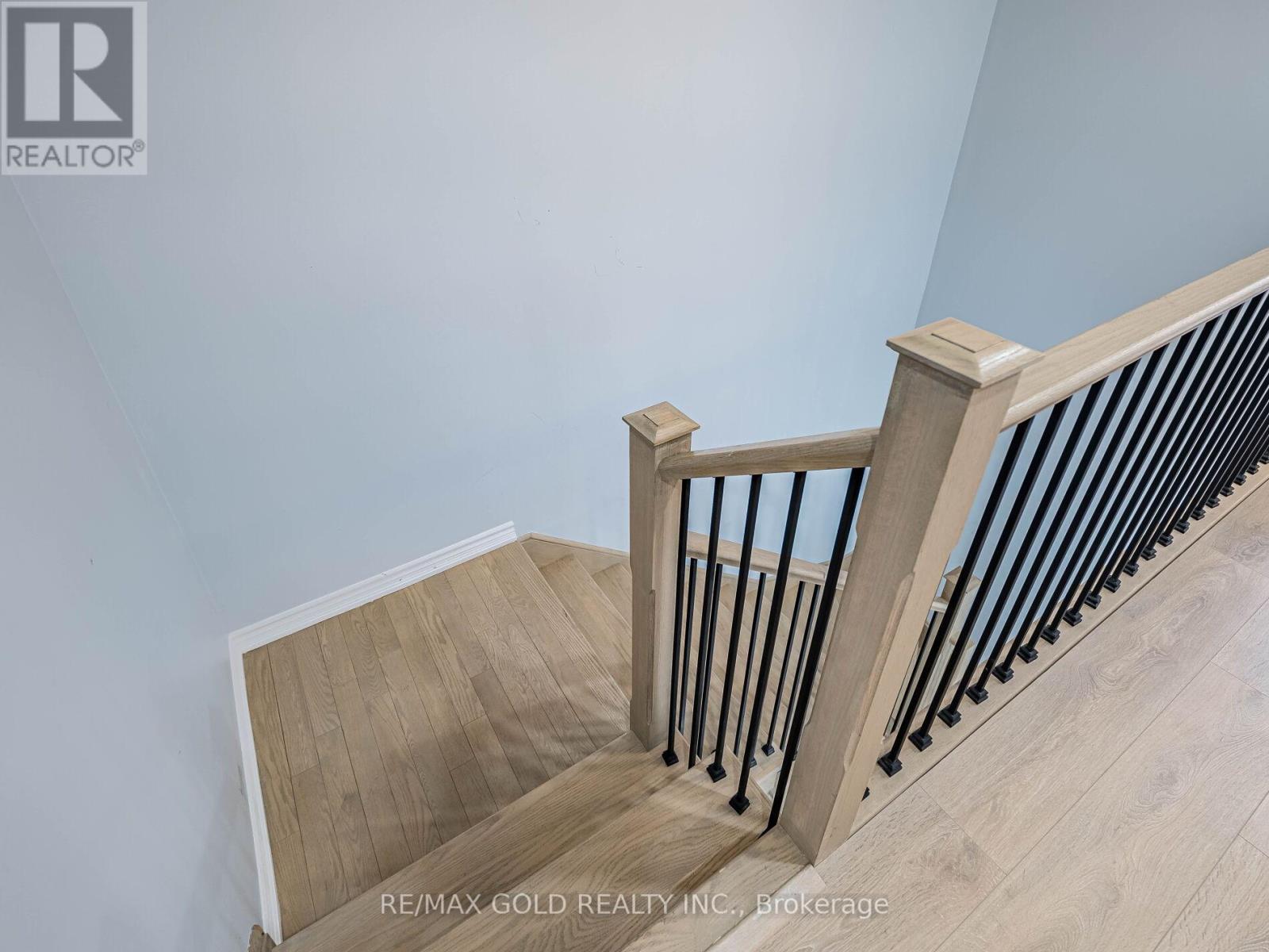 17 Cottonwood Crescent, Welland, Ontario  L3B 0J3 - Photo 24 - X12369373