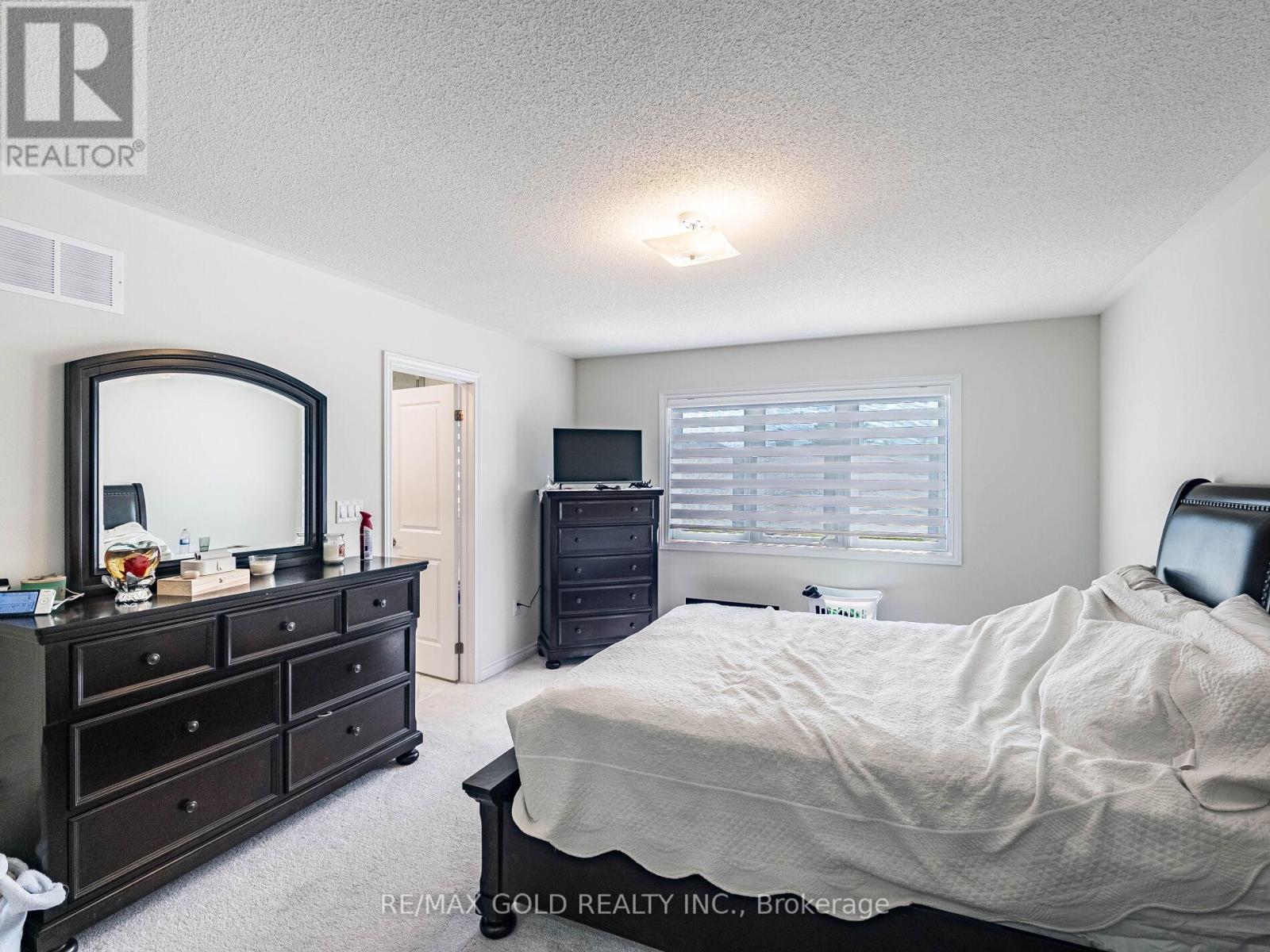 17 Cottonwood Crescent, Welland, Ontario  L3B 0J3 - Photo 29 - X12369373