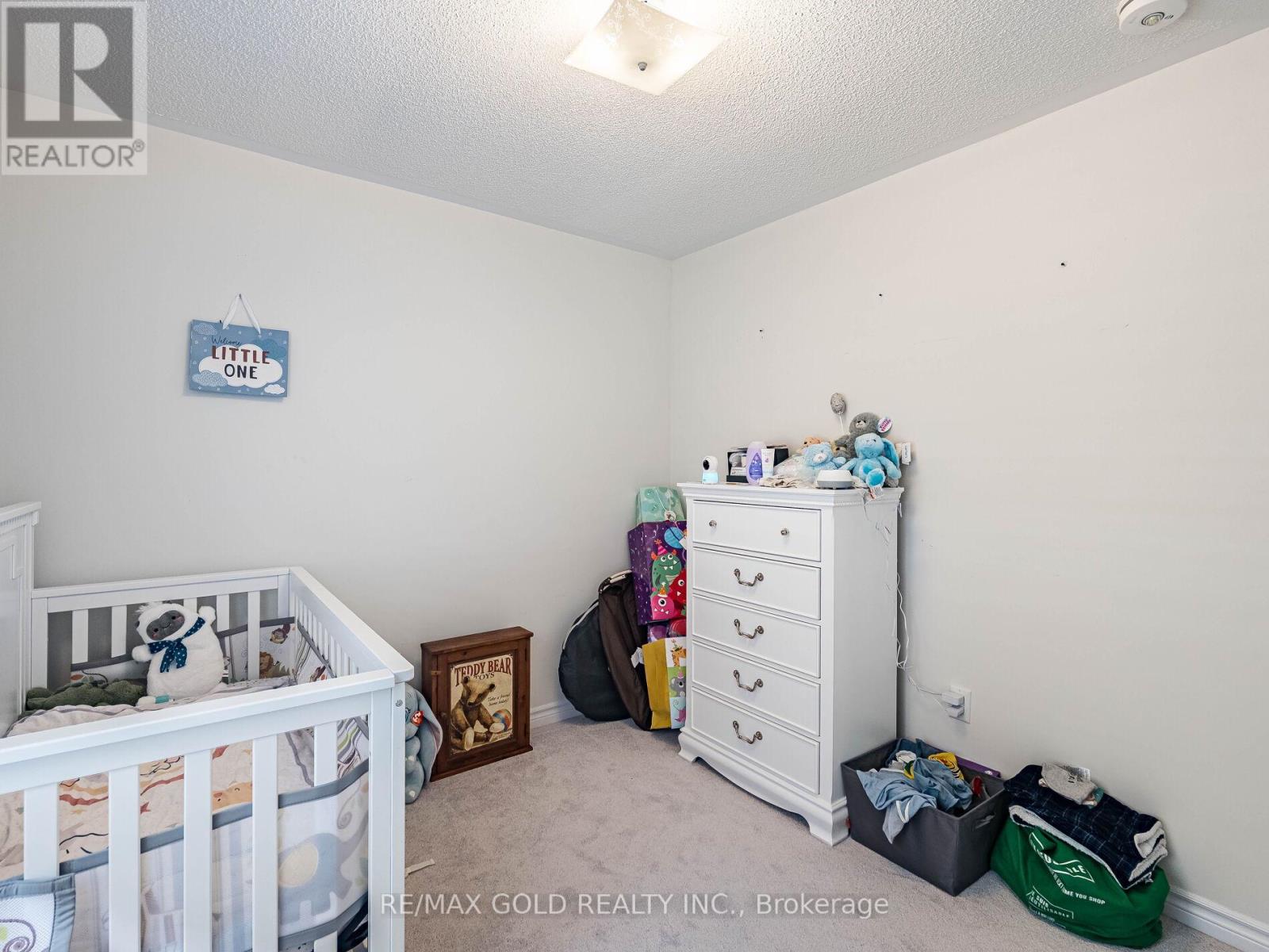 17 Cottonwood Crescent, Welland, Ontario  L3B 0J3 - Photo 33 - X12369373