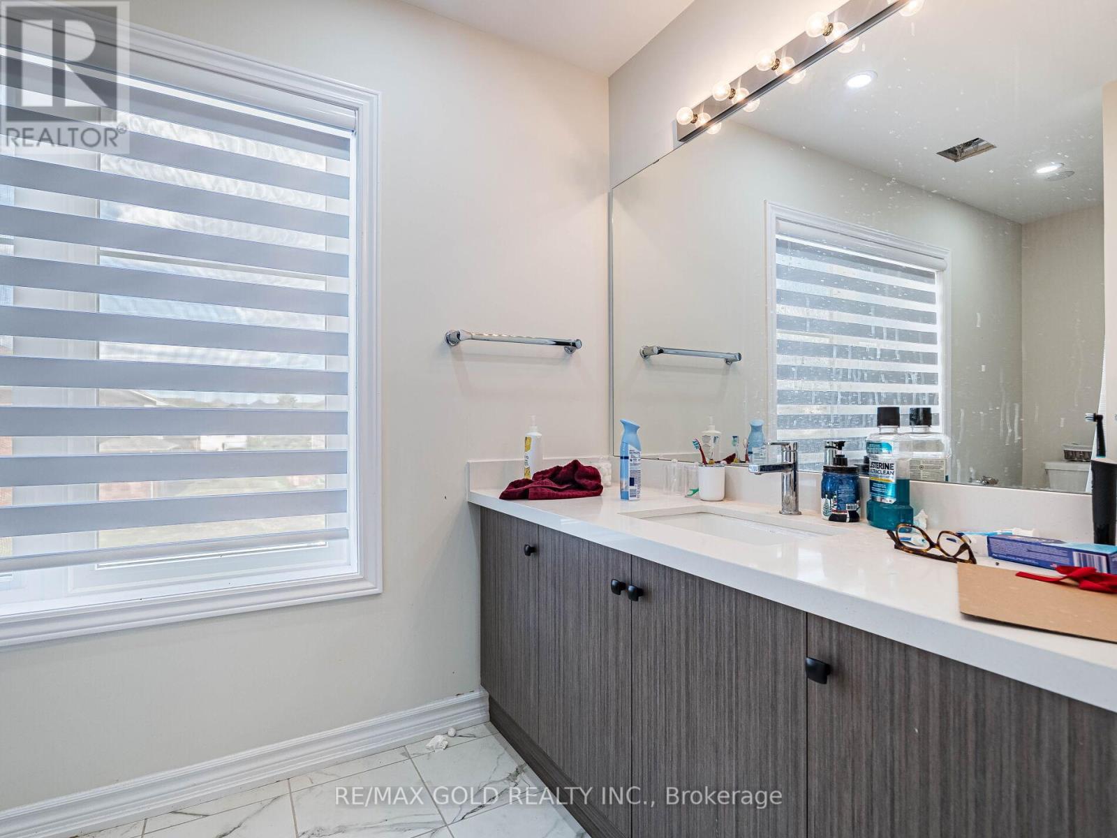 17 Cottonwood Crescent, Welland, Ontario  L3B 0J3 - Photo 38 - X12369373