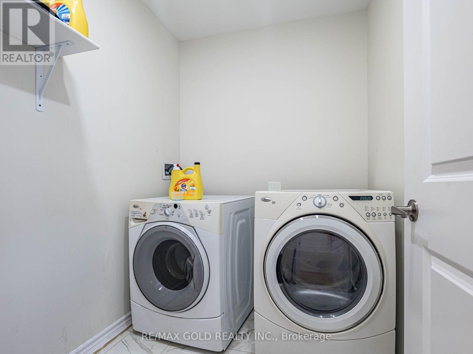 17 Cottonwood Crescent, Welland, Ontario  L3B 0J3 - Photo 41 - X12369373
