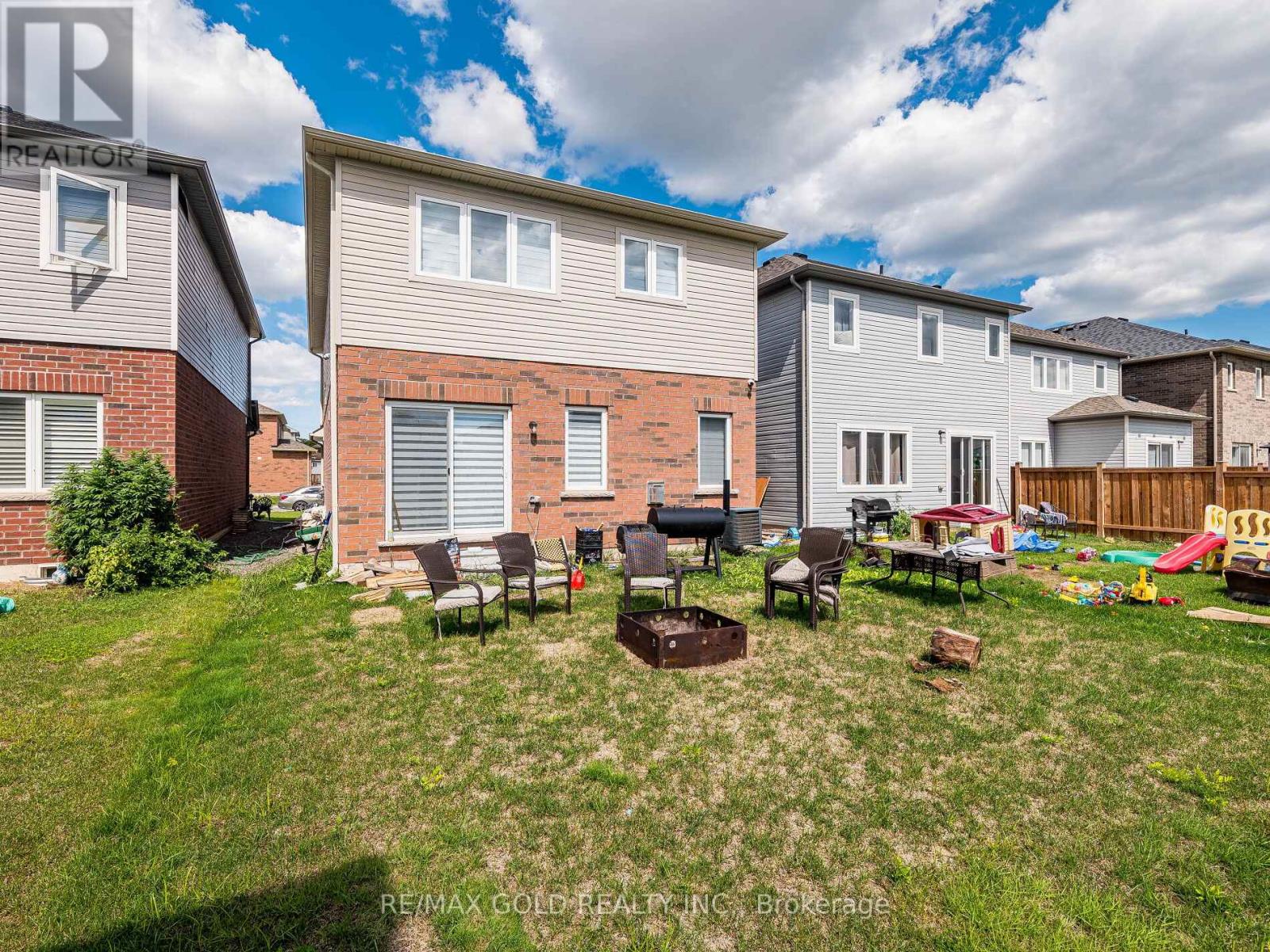 17 Cottonwood Crescent, Welland, Ontario  L3B 0J3 - Photo 44 - X12369373