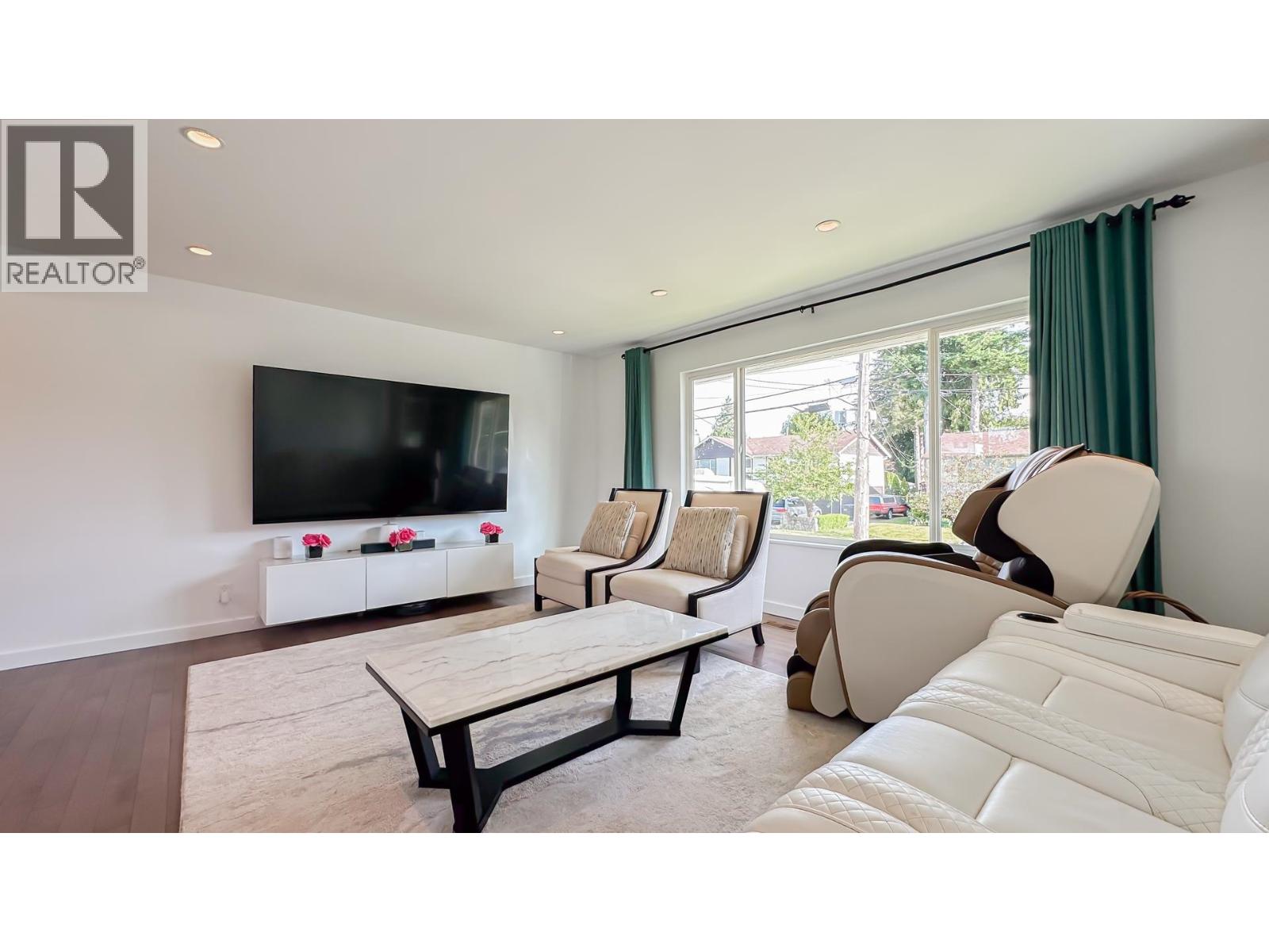 1860 Routley Avenue, Port Coquitlam, British Columbia  V3C 1A7 - Photo 5 - R3041326