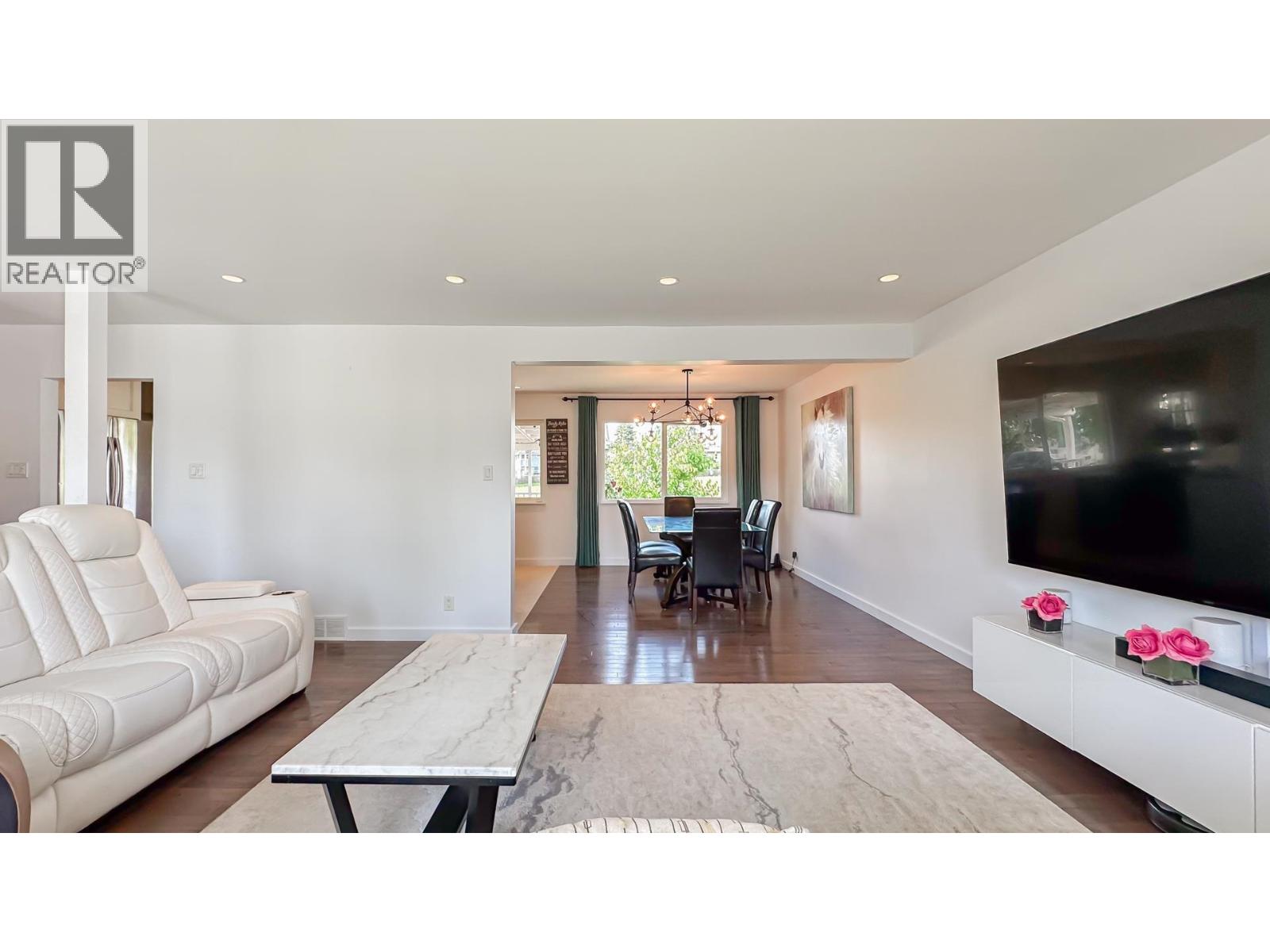 1860 Routley Avenue, Port Coquitlam, British Columbia  V3C 1A7 - Photo 6 - R3041326