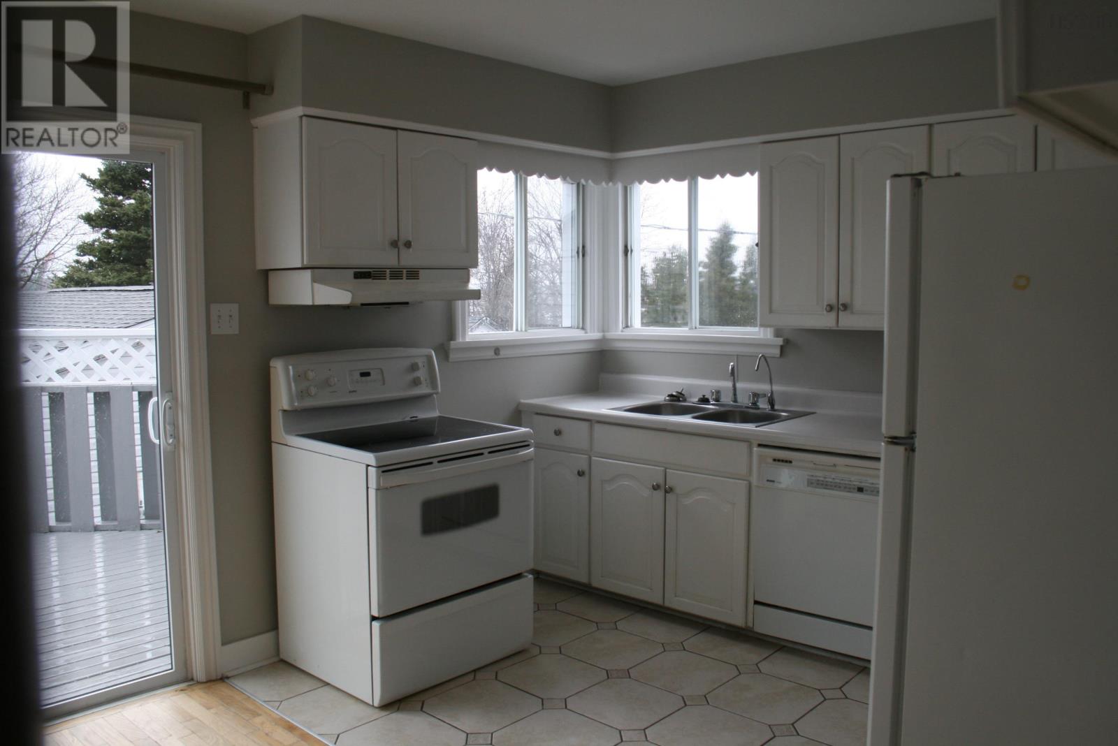 3786/84 High Street, Halifax, Nova Scotia  B3K 4Y9 - Photo 4 - 202506297