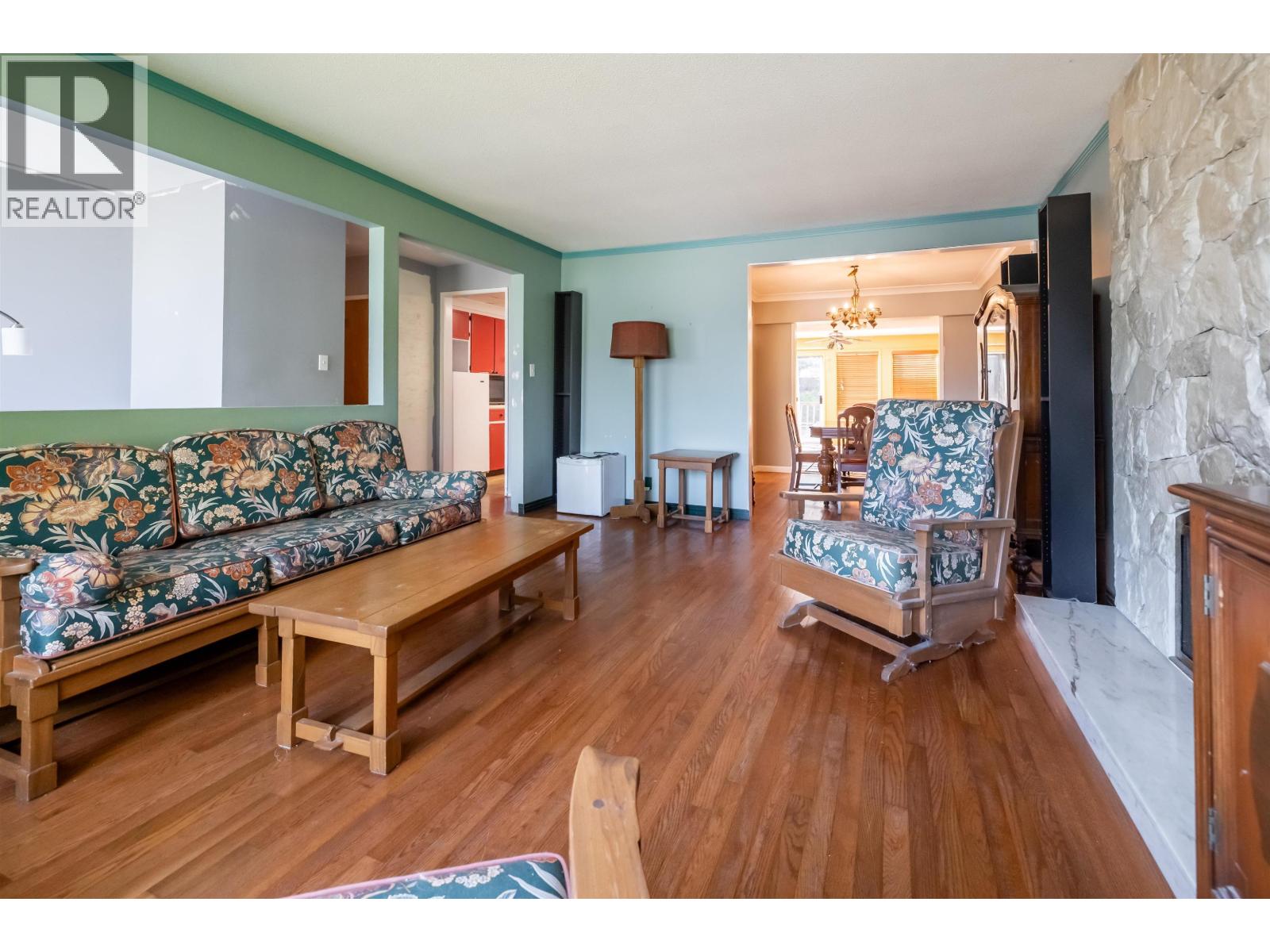 320 Hoult Street, New Westminster, British Columbia  V3L 4X1 - Photo 8 - R3040978