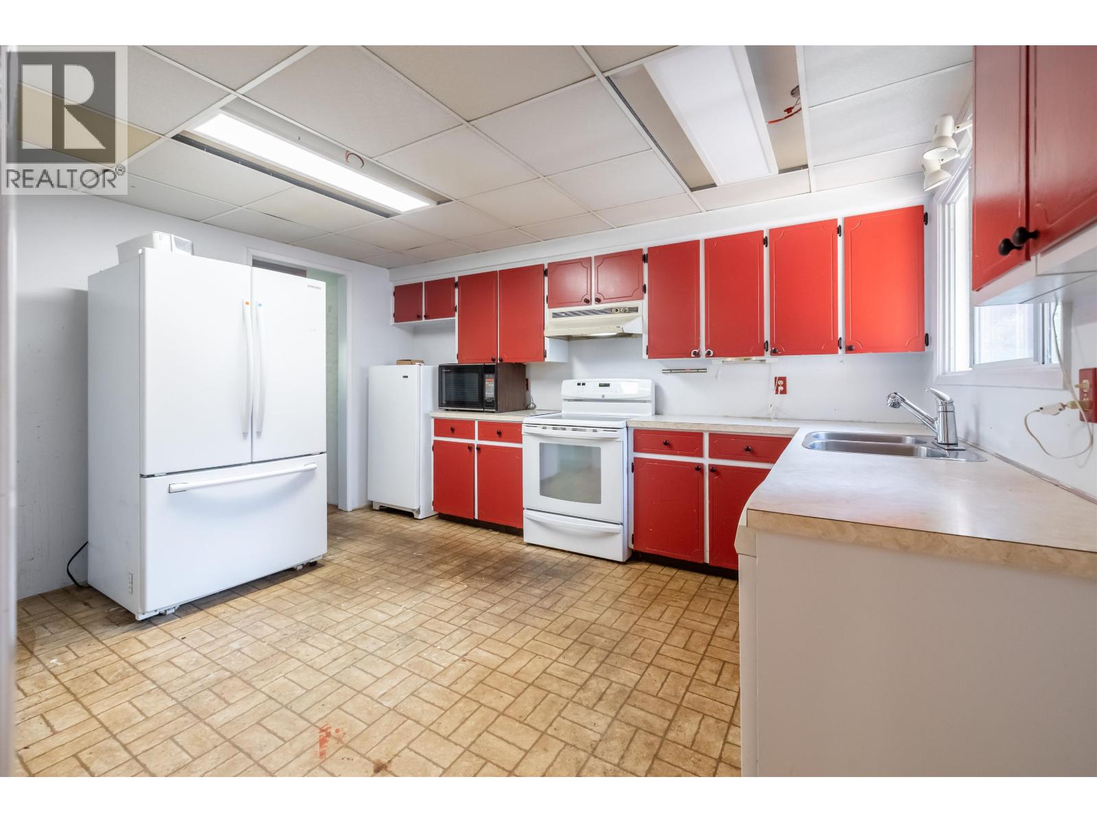 320 Hoult Street, New Westminster, British Columbia  V3L 4X1 - Photo 10 - R3040978
