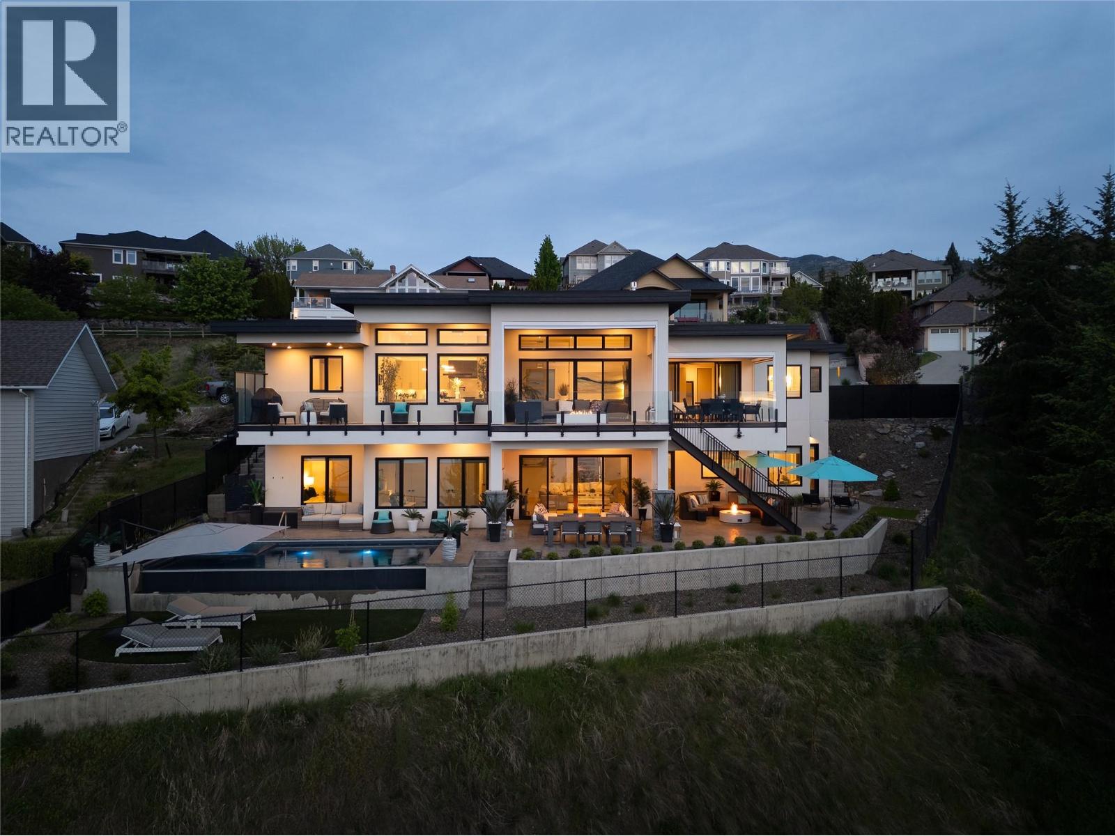392 Stellar Drive, Kelowna, British Columbia