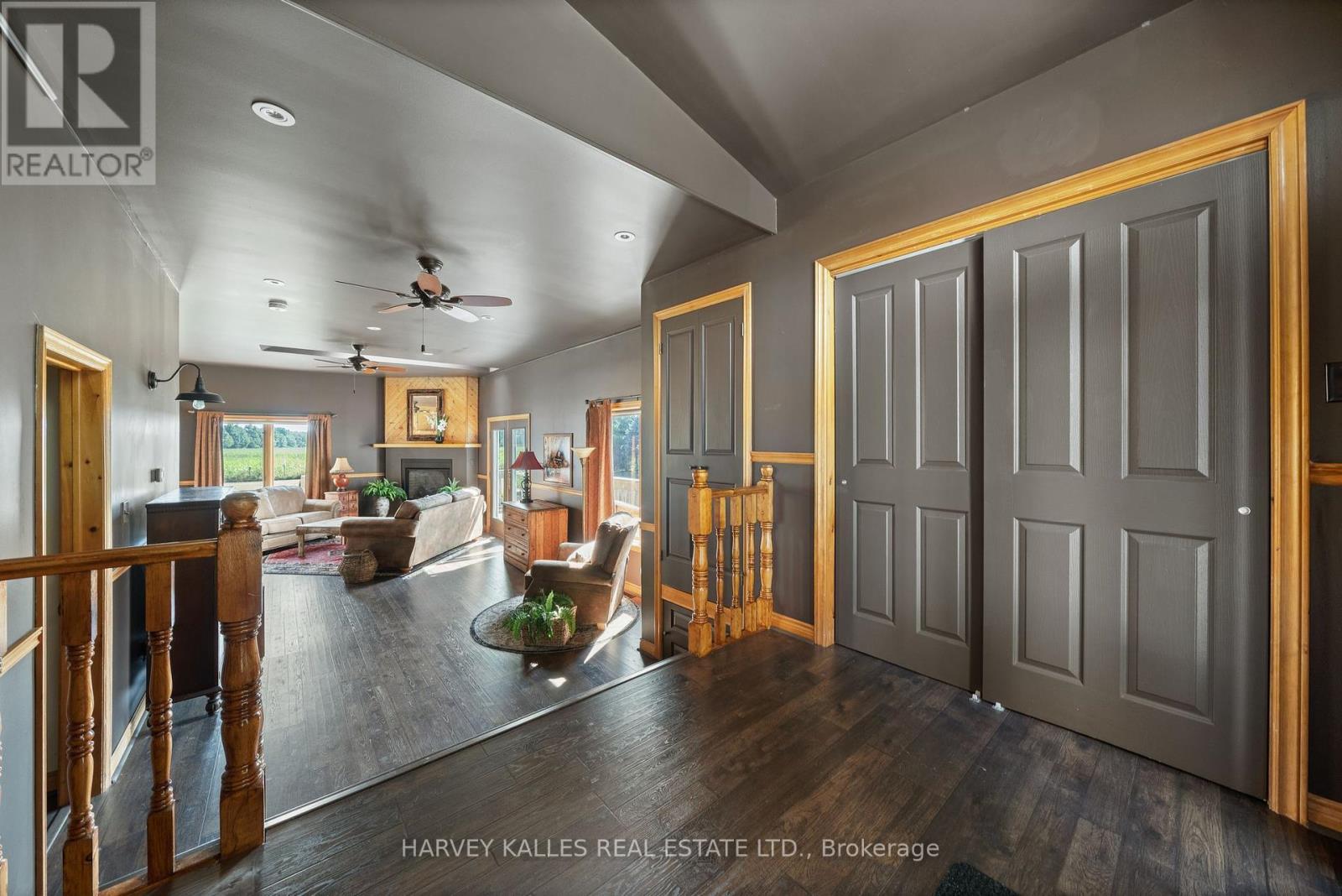 13667 Loyalist Parkway, Prince Edward County (Hallowell Ward), Ontario  K0K 2T0 - Photo 32 - X12369439