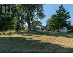 13667 Loyalist Parkway, Prince Edward County (Hallowell Ward), Ca