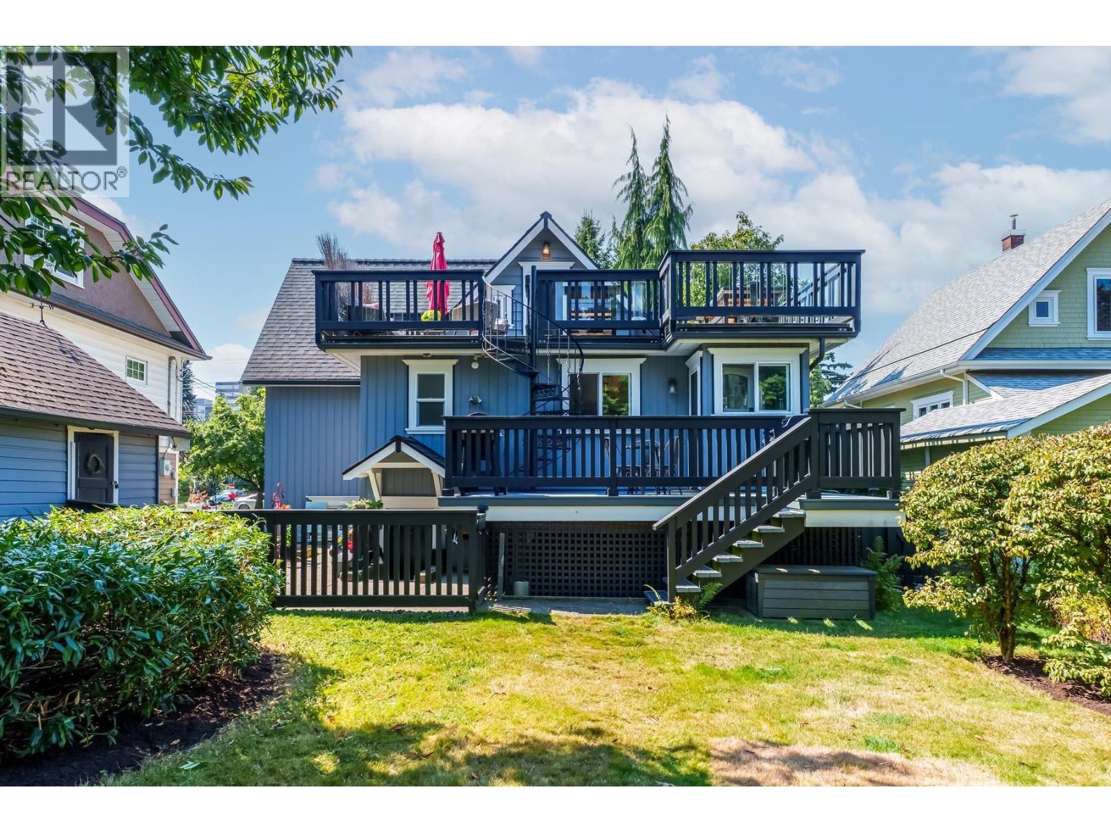 725 Fifth Street, New Westminster, British Columbia  V3L 2Y2 - Photo 36 - R3041366