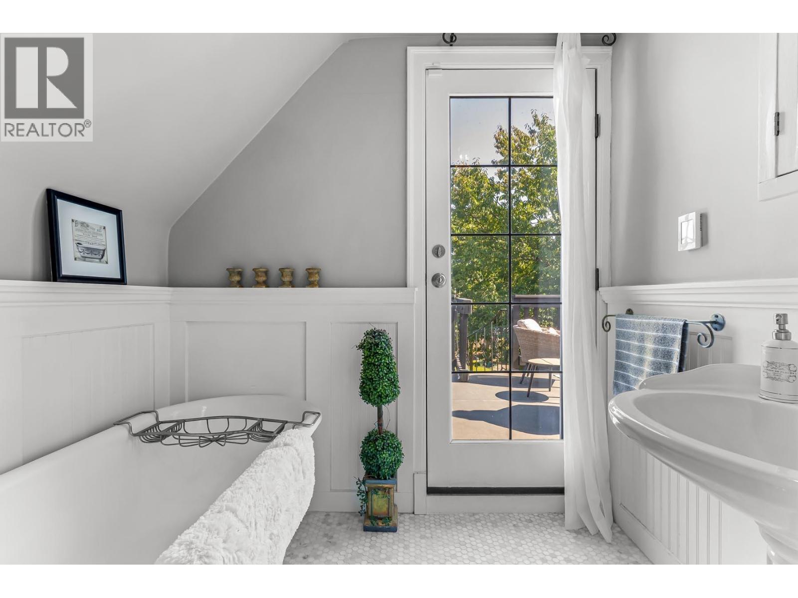 725 Fifth Street, New Westminster, British Columbia  V3L 2Y2 - Photo 28 - R3041366