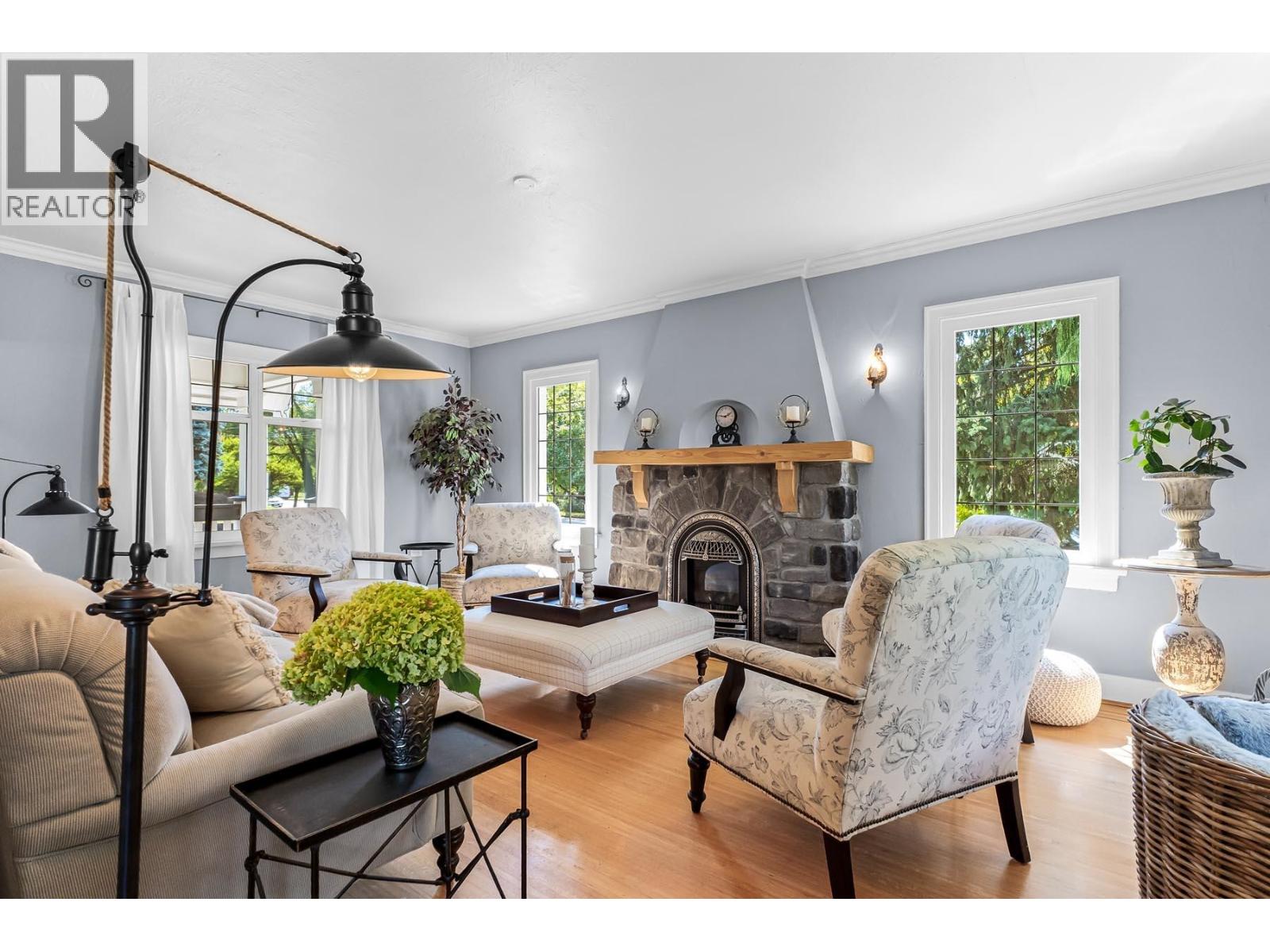 725 Fifth Street, New Westminster, British Columbia  V3L 2Y2 - Photo 10 - R3041366