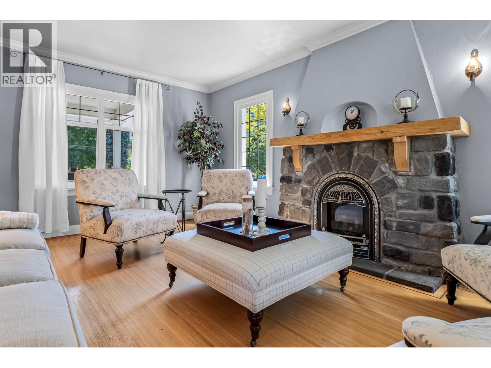 725 Fifth Street, New Westminster, British Columbia  V3L 2Y2 - Photo 9 - R3041366