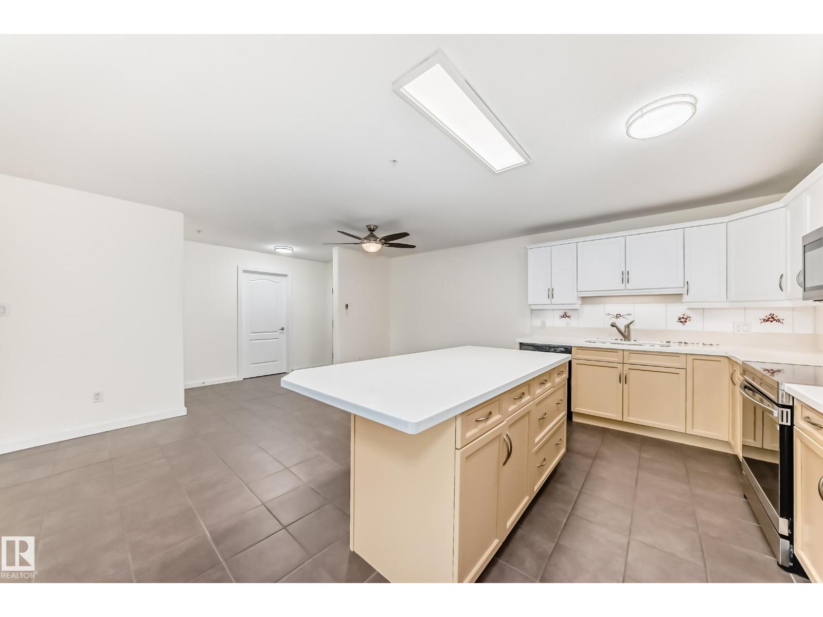 #125 278 Suder Greens Dr Nw, Edmonton, Alberta  T5T 6V6 - Photo 9 - E4455154