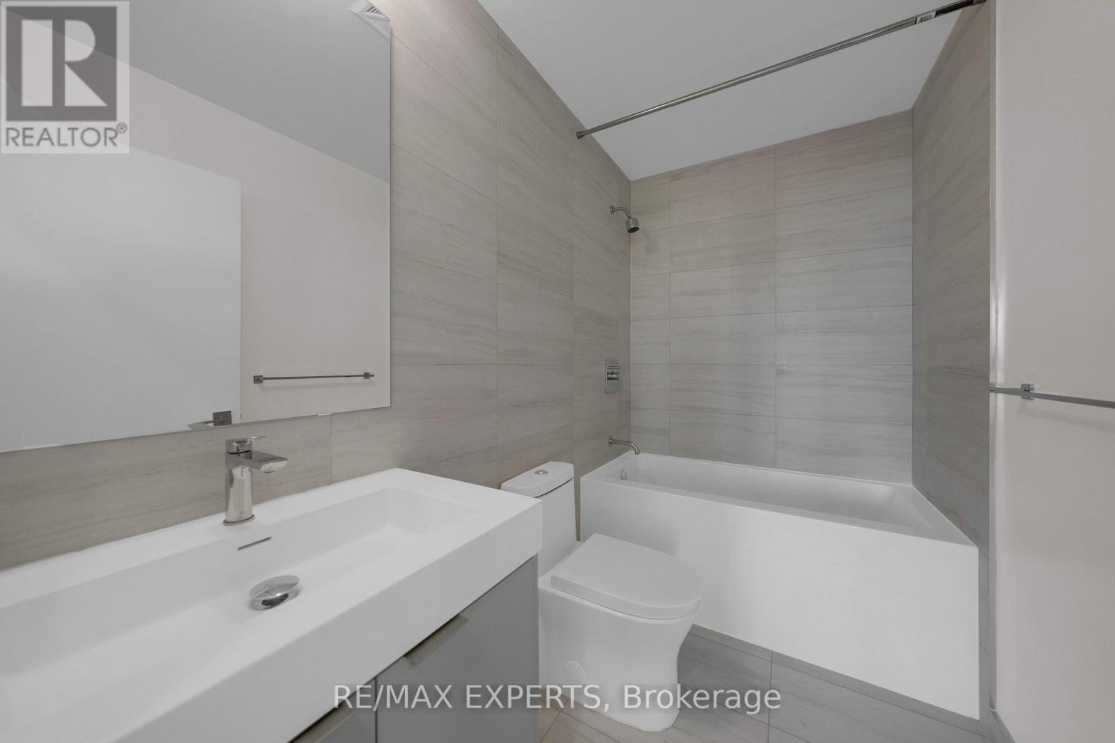 424 - 10 Abeja Street, Vaughan, Ontario  L4K 0R4 - Photo 19 - N12369454