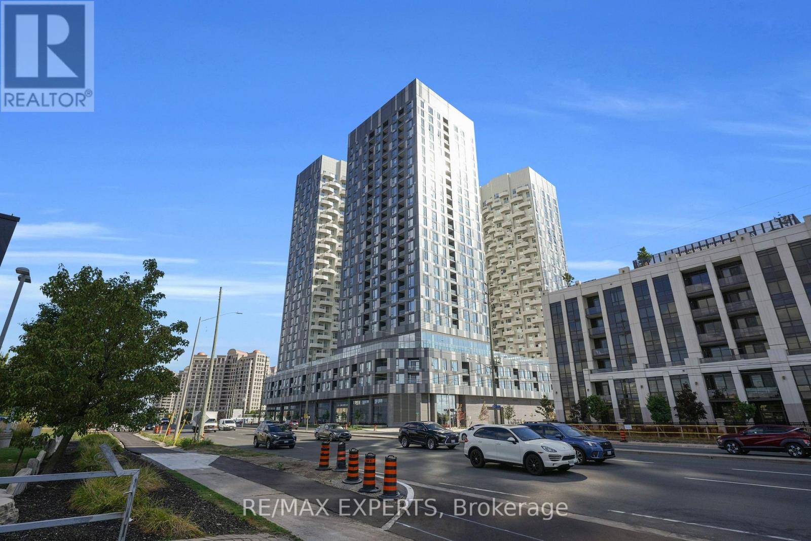 424 - 10 Abeja Street, Vaughan, Ontario  L4K 0R4 - Photo 2 - N12369454