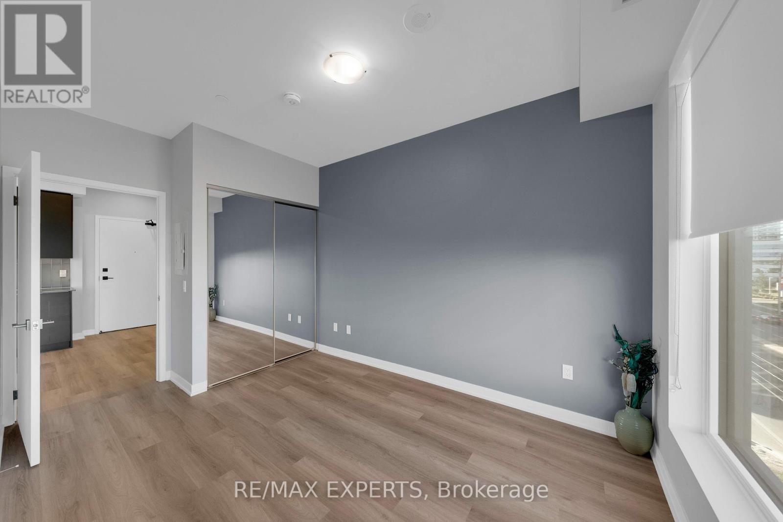 424 - 10 Abeja Street, Vaughan, Ontario  L4K 0R4 - Photo 27 - N12369454