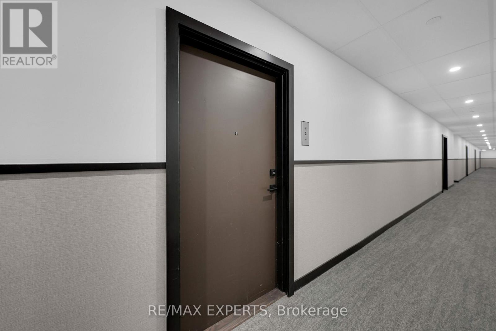 424 - 10 Abeja Street, Vaughan, Ontario  L4K 0R4 - Photo 6 - N12369454