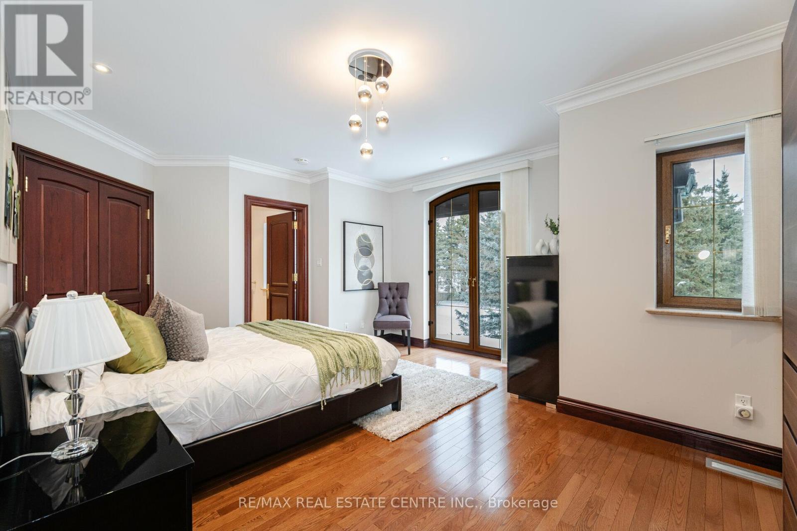 2 Edgeforest Drive, Brampton, Ontario  L6P 0E1 - Photo 33 - W12212064