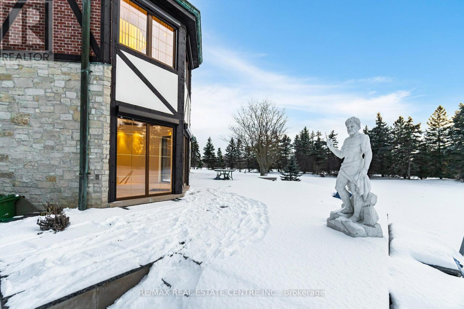 2 Edgeforest Drive, Brampton, Ontario  L6P 0E1 - Photo 41 - W12212064