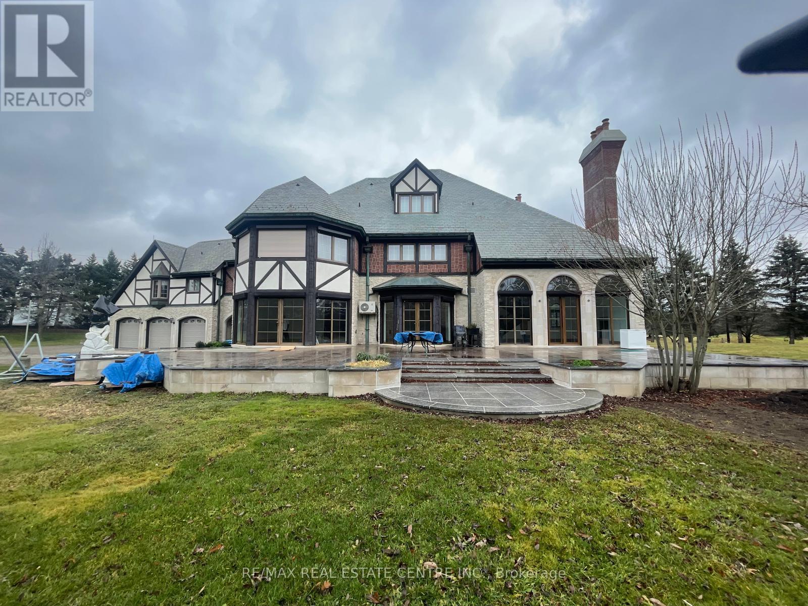 2 Edgeforest Drive, Brampton, Ontario  L6P 0E1 - Photo 8 - W12212064
