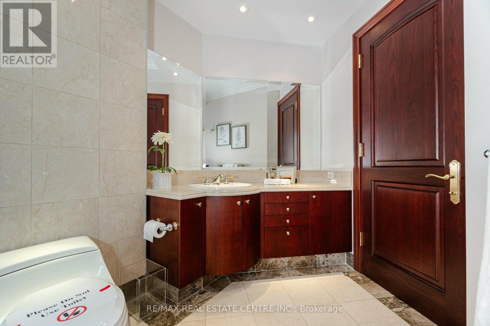 2 Edgeforest Drive, Brampton, Ontario  L6P 0E1 - Photo 46 - W12212064