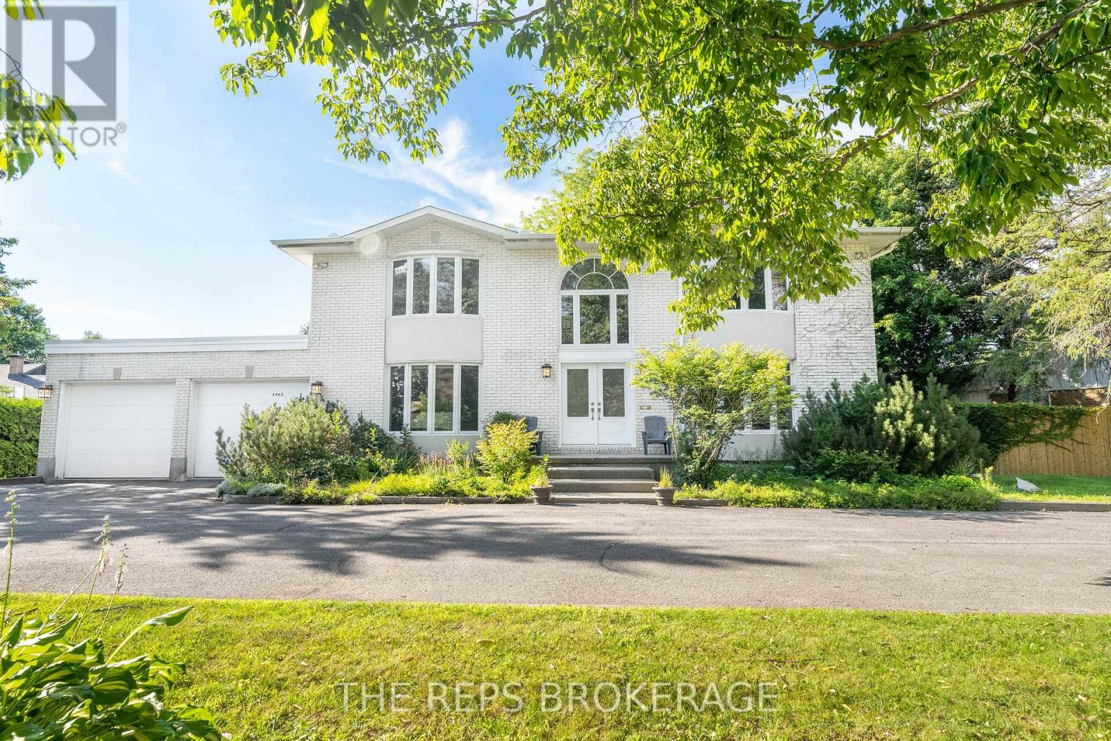 Property at 3062 UPPER OTTERSON PLACE image 4