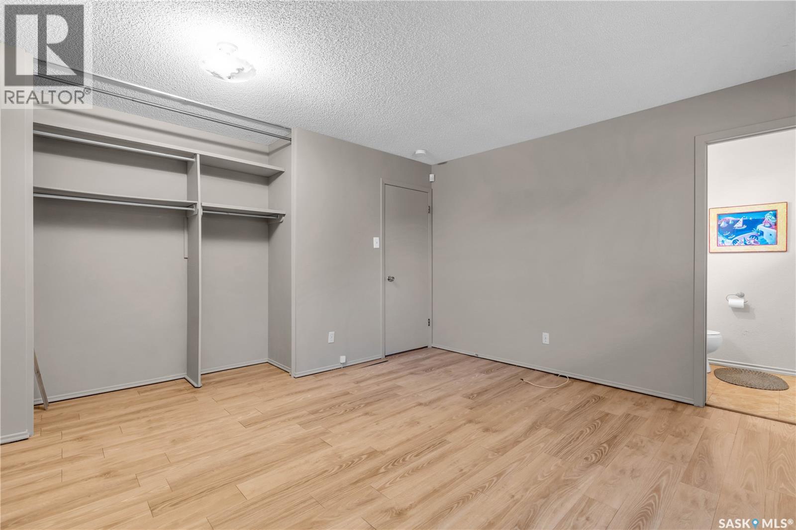 127 Scrivener Crescent, Regina, Saskatchewan  S4N 4V6 - Photo 25 - SK016829