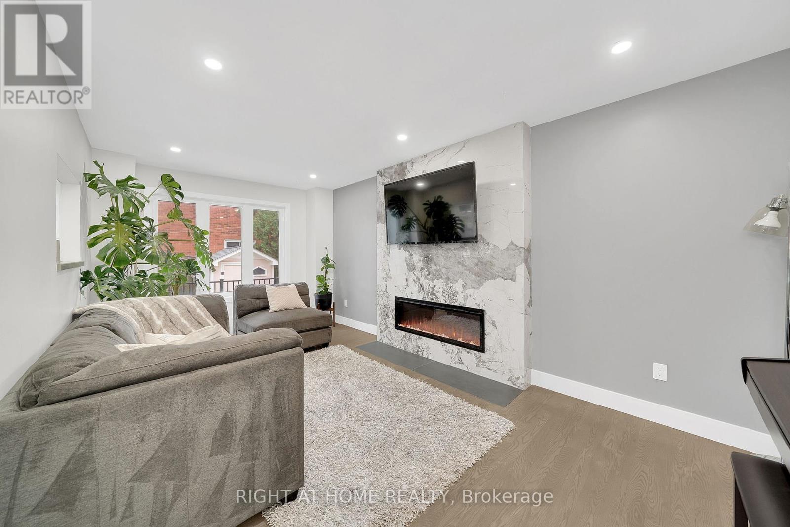 57 Wexford Road, Brampton, Ontario  L6Z 2W4 - Photo 13 - W12369463