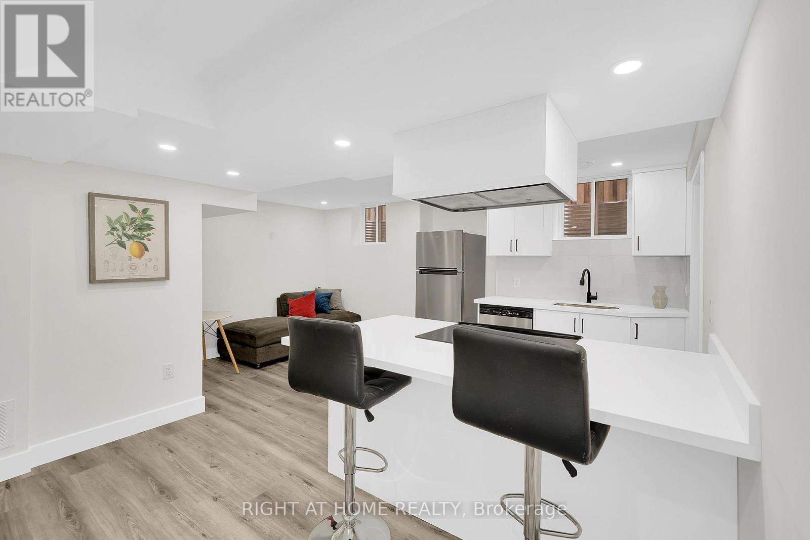 57 Wexford Road, Brampton, Ontario  L6Z 2W4 - Photo 34 - W12369463