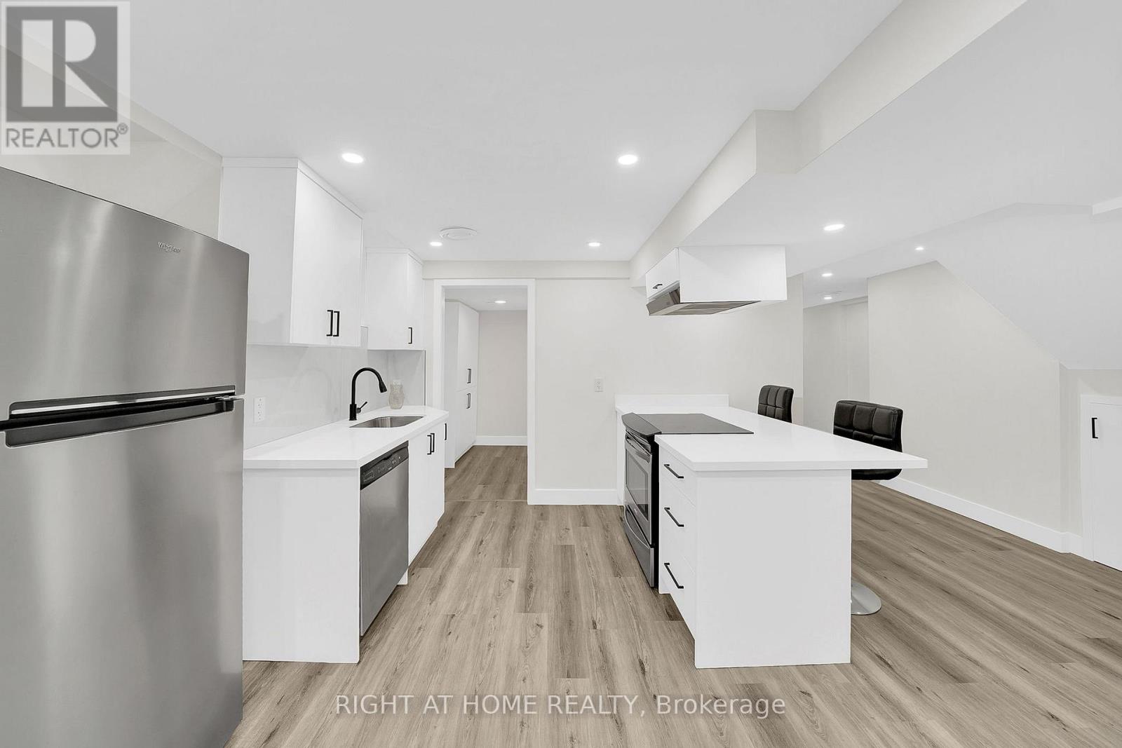 57 Wexford Road, Brampton, Ontario  L6Z 2W4 - Photo 36 - W12369463