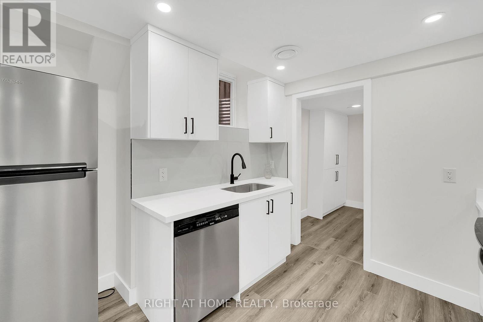 57 Wexford Road, Brampton, Ontario  L6Z 2W4 - Photo 38 - W12369463
